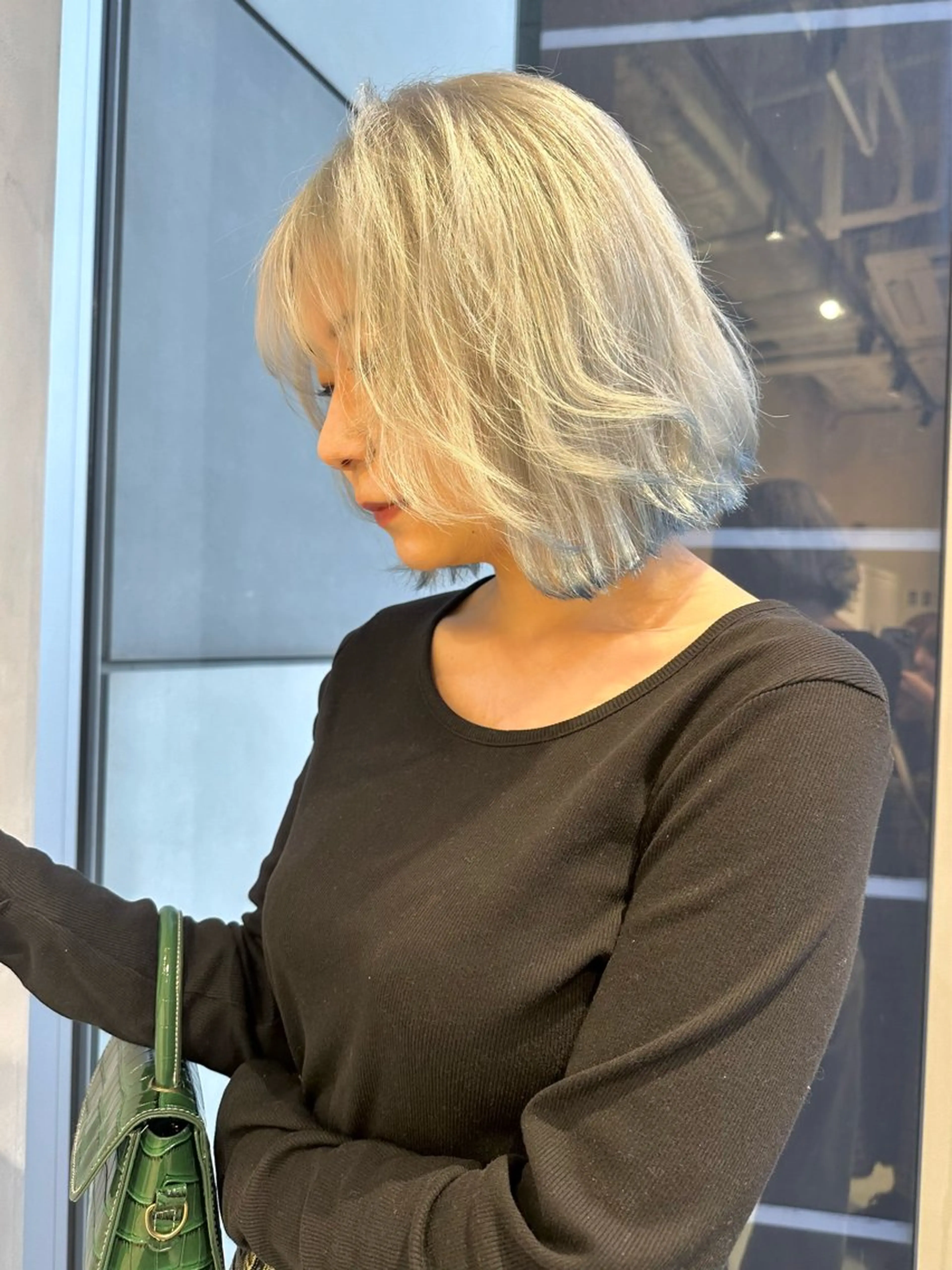 ショート カラー ブリーチ ボブ カット ヘアカラー トリートメント 似合わせ小顔ショート /akane🐰♥️のヘアスタイル