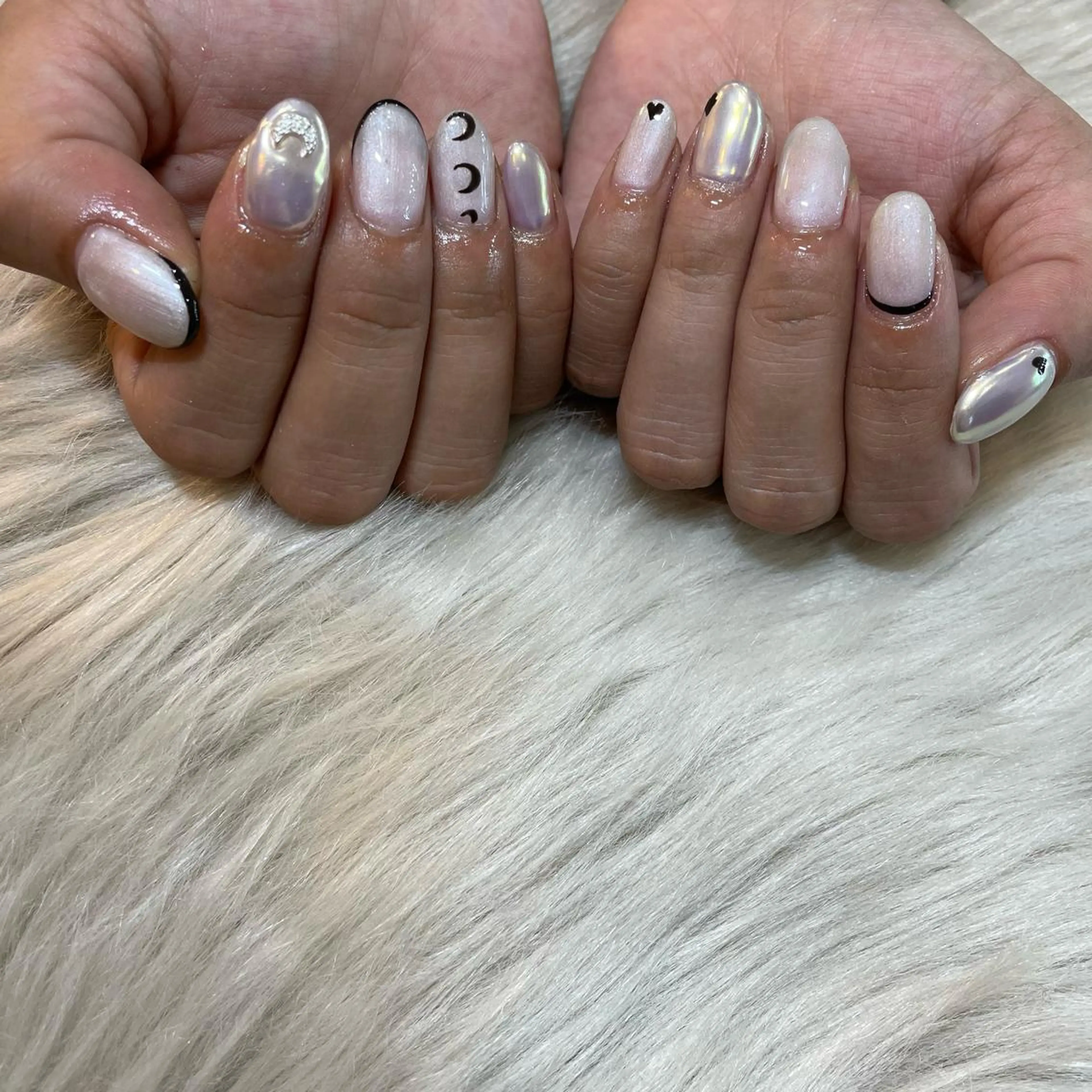 ネイル オーロラネイル 韓国ネイル Nail Salon Gummi.のネイルデザイン