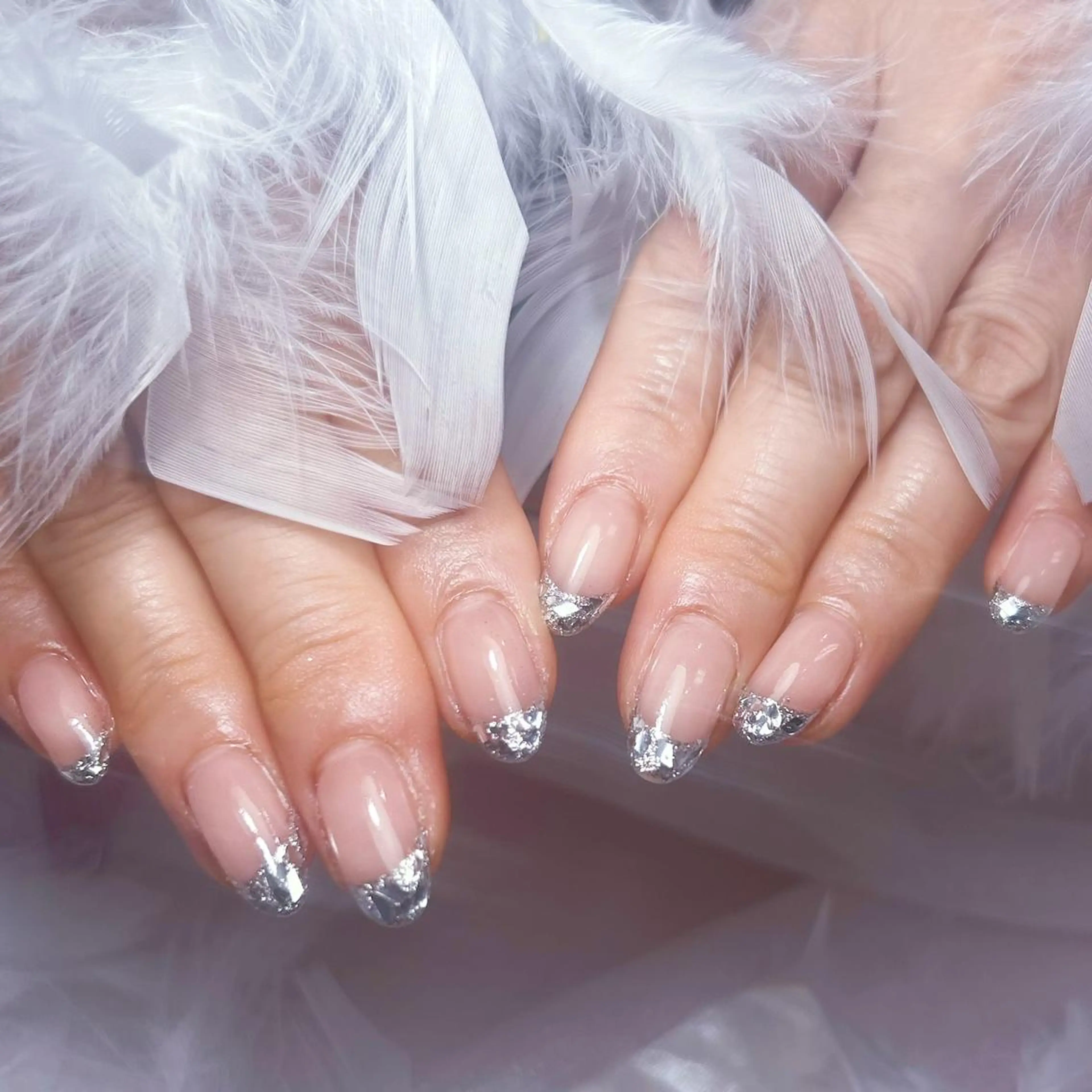 ネイル アートネイル オーロラネイル ガーリー キラキラネイル 韓国ネイル ハンドネイル DIANMOND NAIL🌸のネイルデザイン