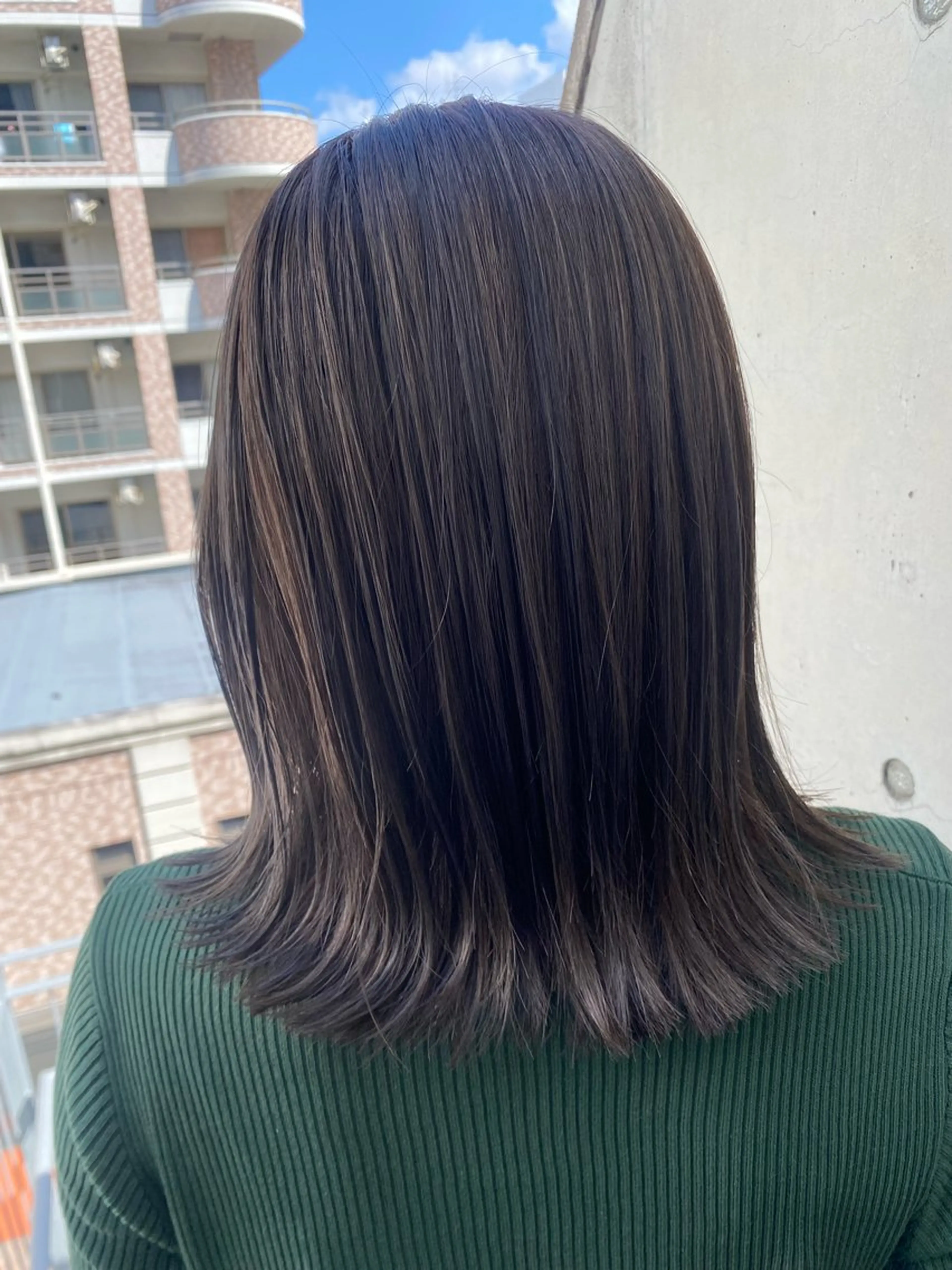 ミディアム カラー 透明感カラー ハイライトカラー インナーカラー ハイライト 髪質改善 カット ヘアカラー ヘアー.ネイル二刀流 misa🫧のヘアスタイル