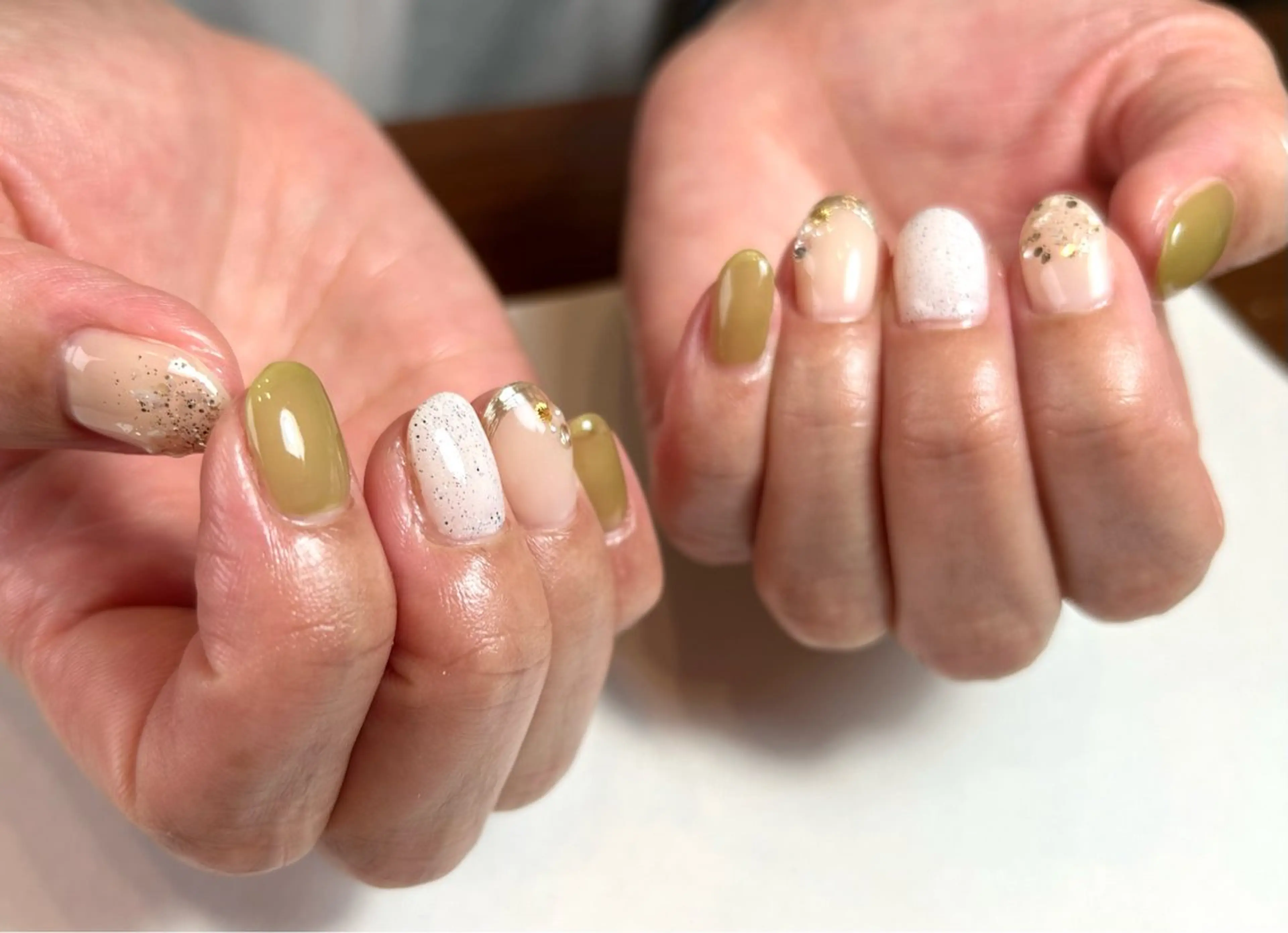 ネイル ラメ(グリッター) ミラーネイル 夏ネイル ハンドネイル le_rire _nailのネイルデザイン