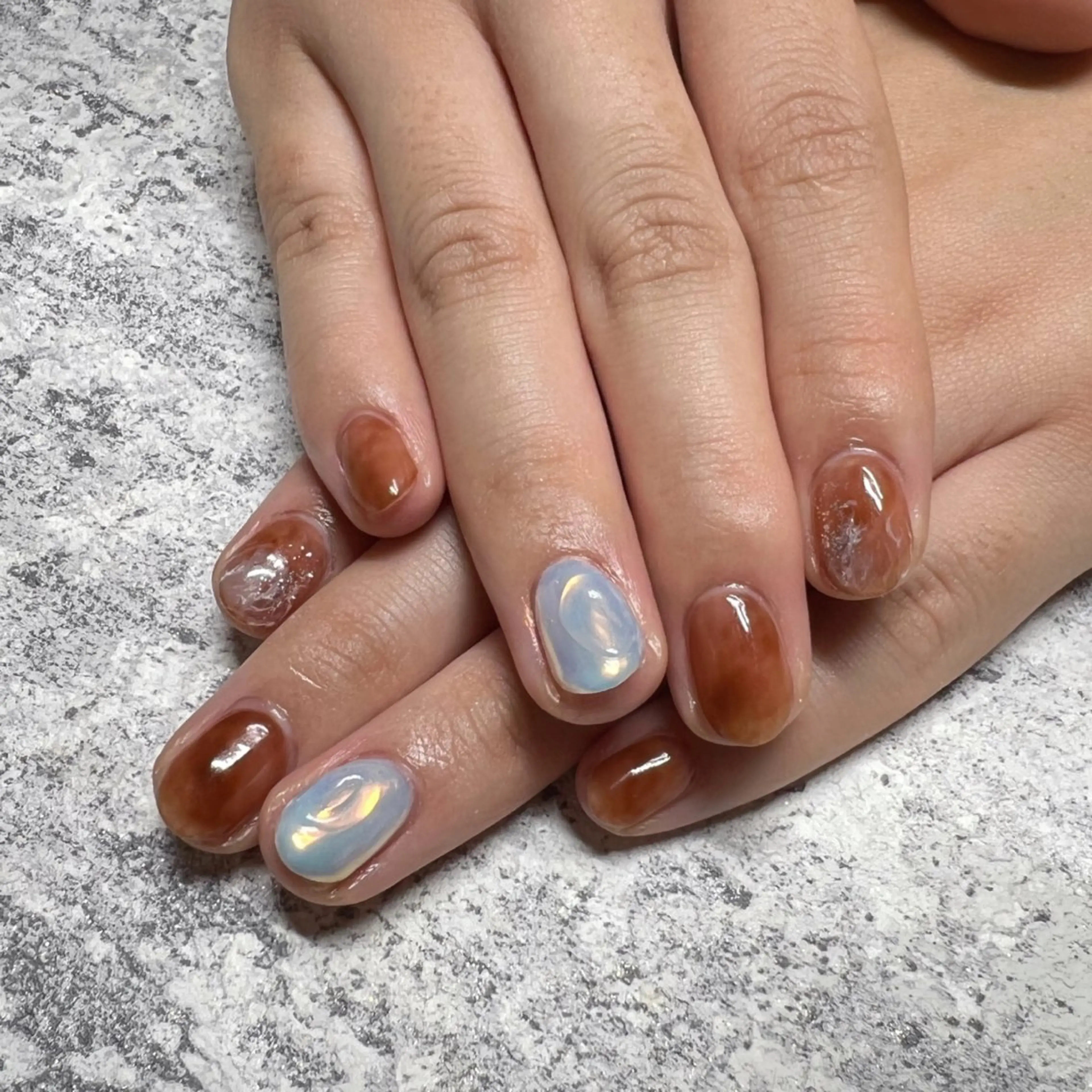 ネイル ブラウン ミラーネイル シンプルネイル ルミエナ銀座 KATAOKAのネイルデザイン