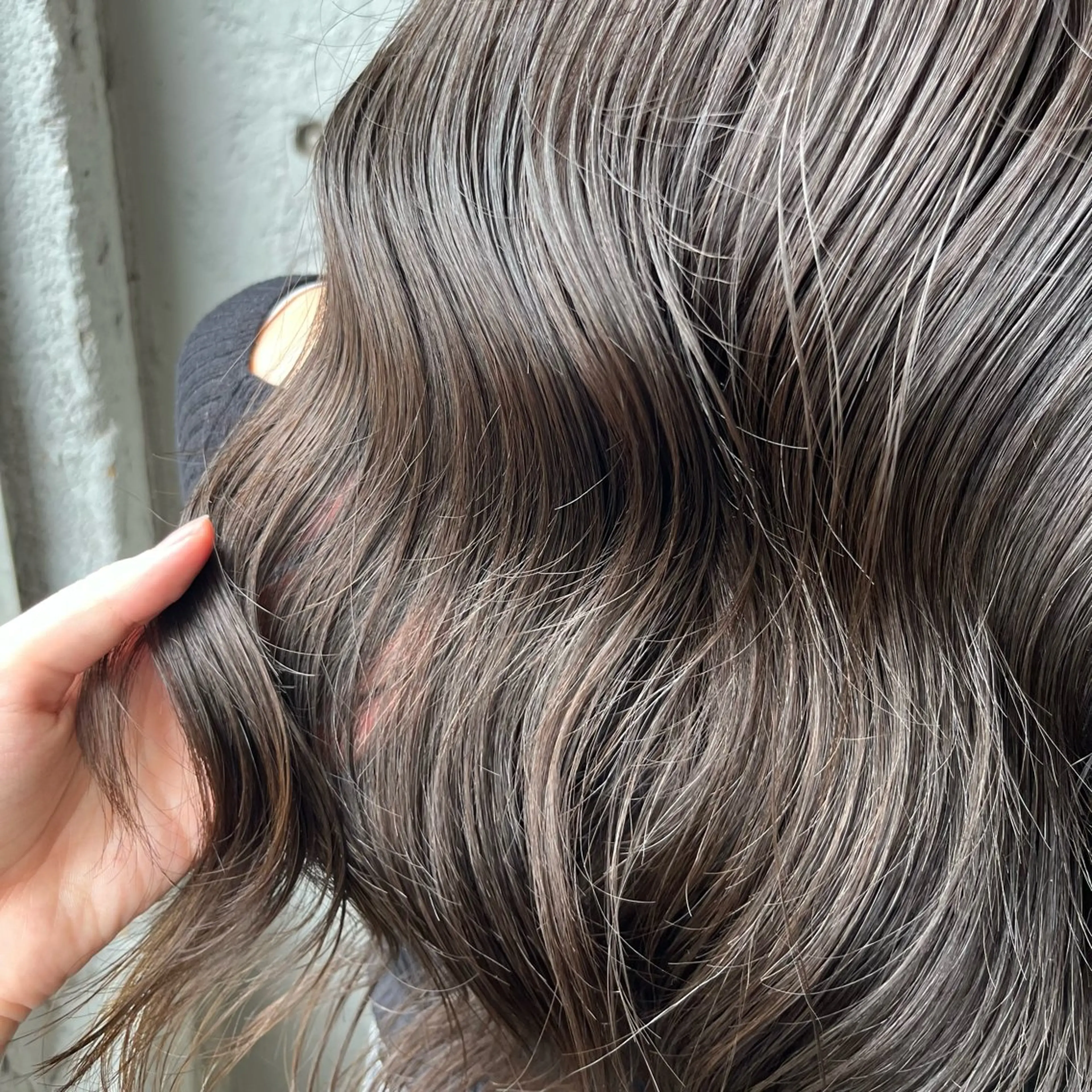 カラー ヘアカラー トリートメント 𝐲𝐮𝐮 / 透明感カラー🌱のヘアスタイル