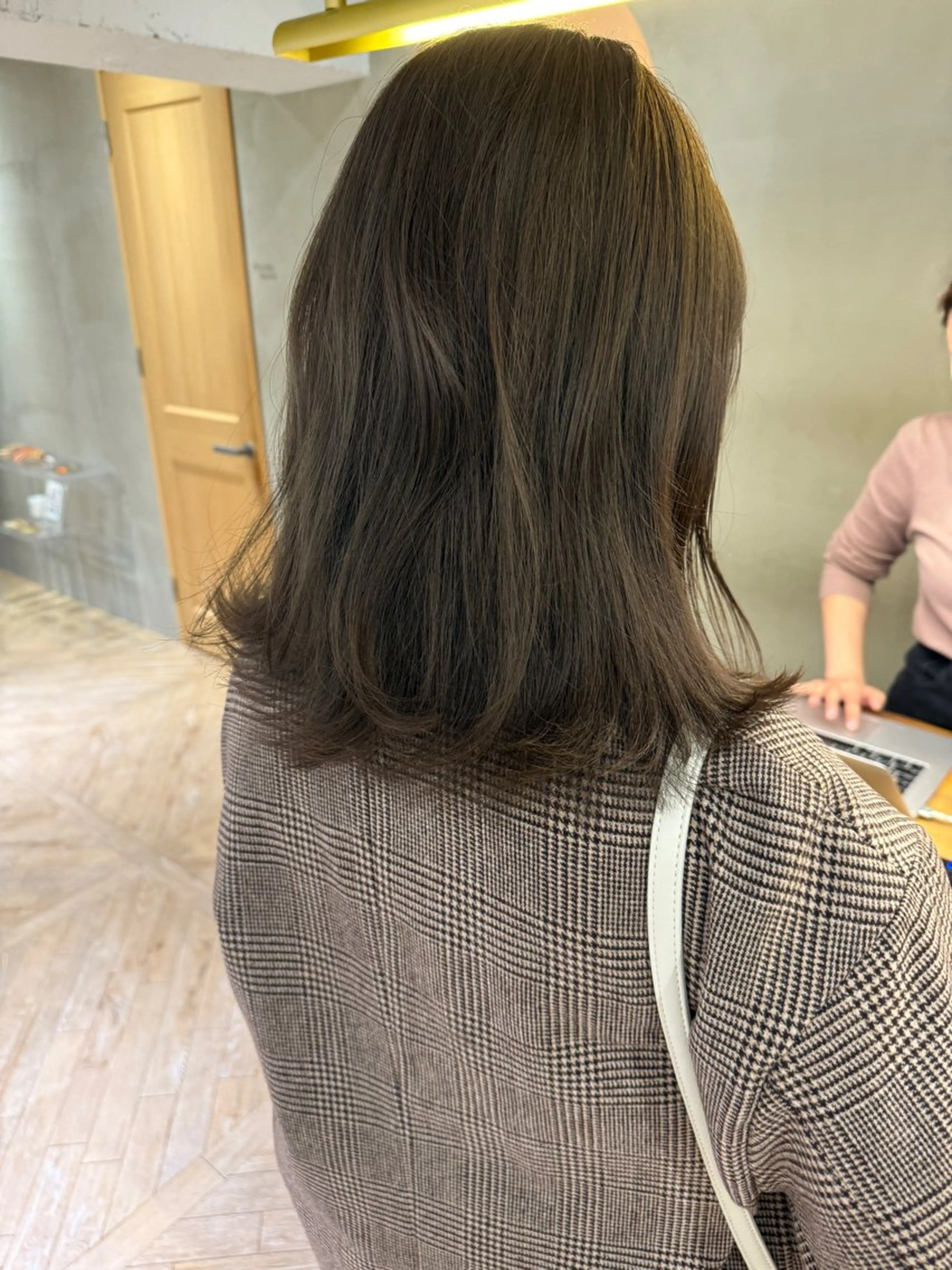 ミディアム 透明感🎀LOREN エリコ🌈のヘアスタイル