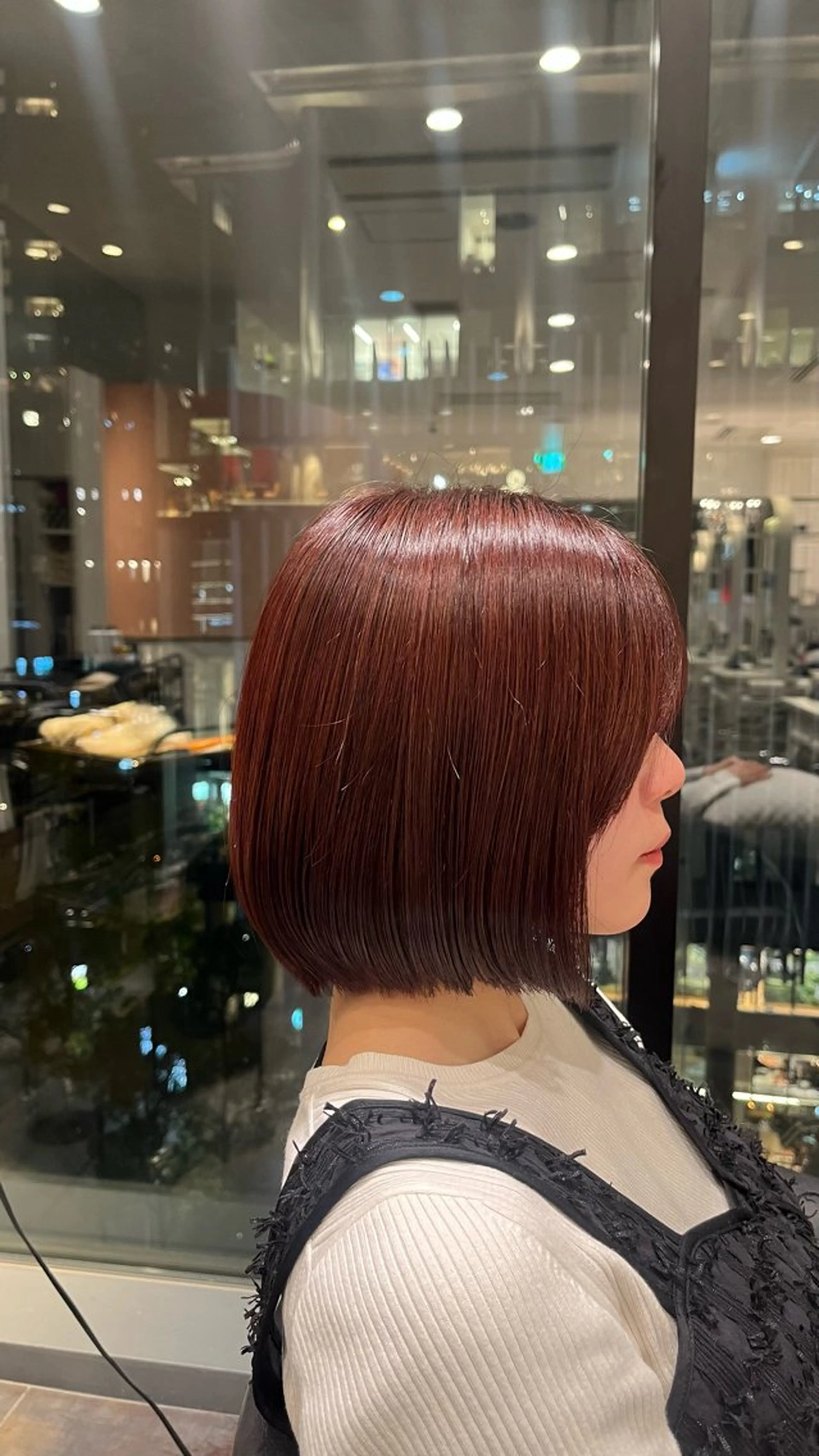 ミディアム labless MOEのヘアスタイル