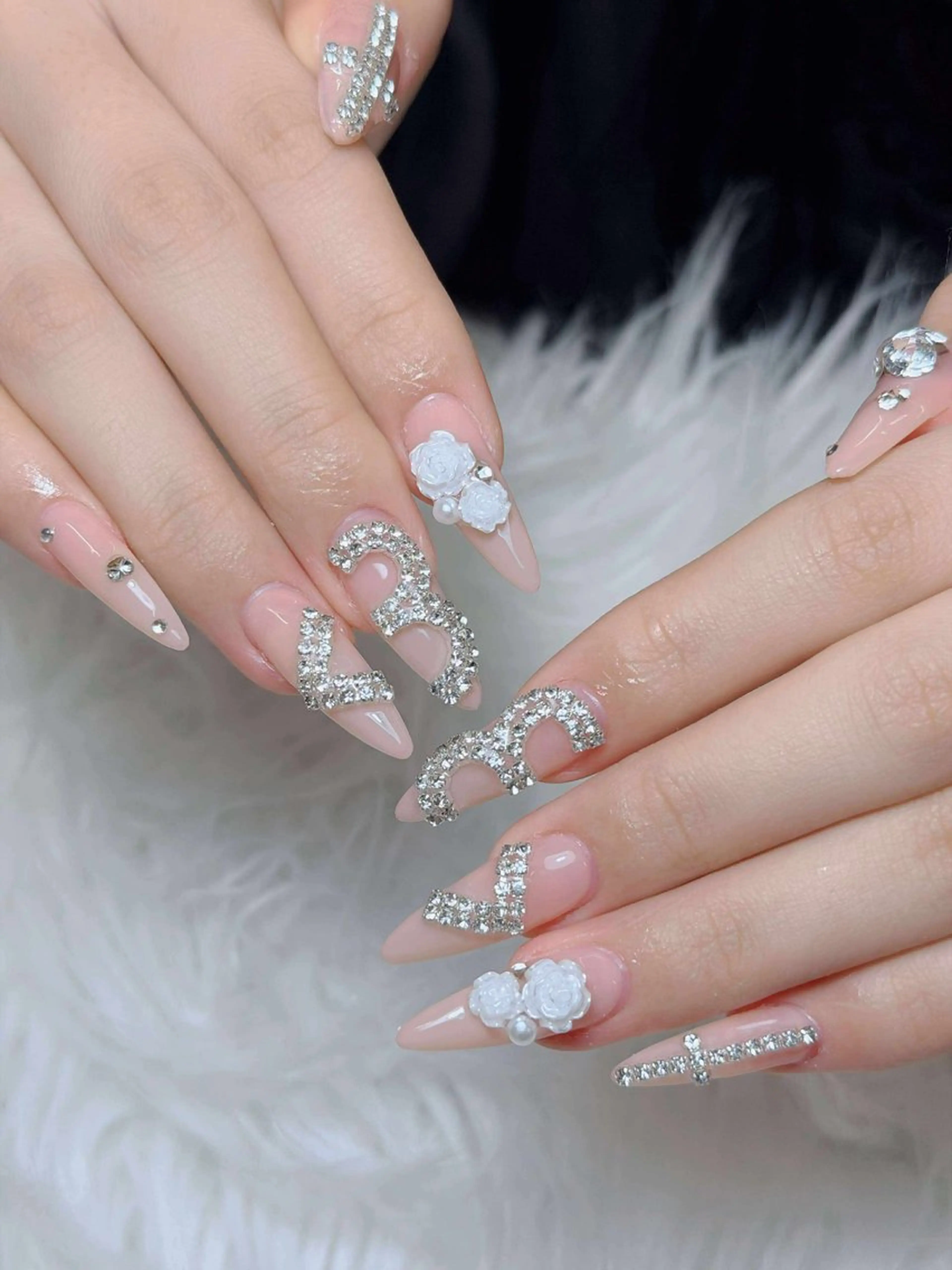 ネイル オーロラネイル チークネイル フットネイル フレンチネイル ハロウィン ハンドネイル Lumi Nail 新大久保3‘のネイルデザイン