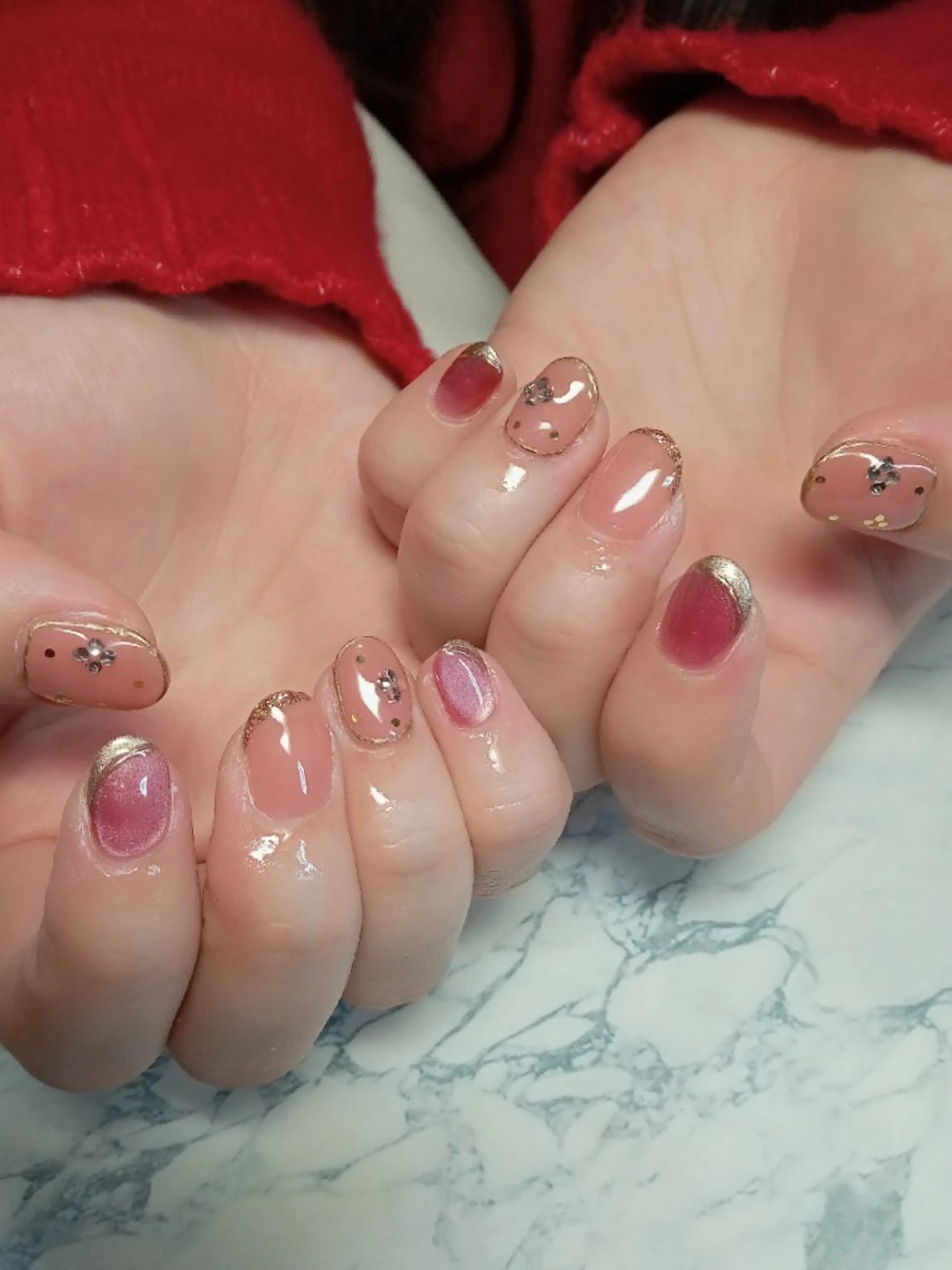 ネイル ドット フラワーネイル ジェルネイル キラキラネイル マグネットネイル ハンドネイル flure de neige yukiのネイルデザイン