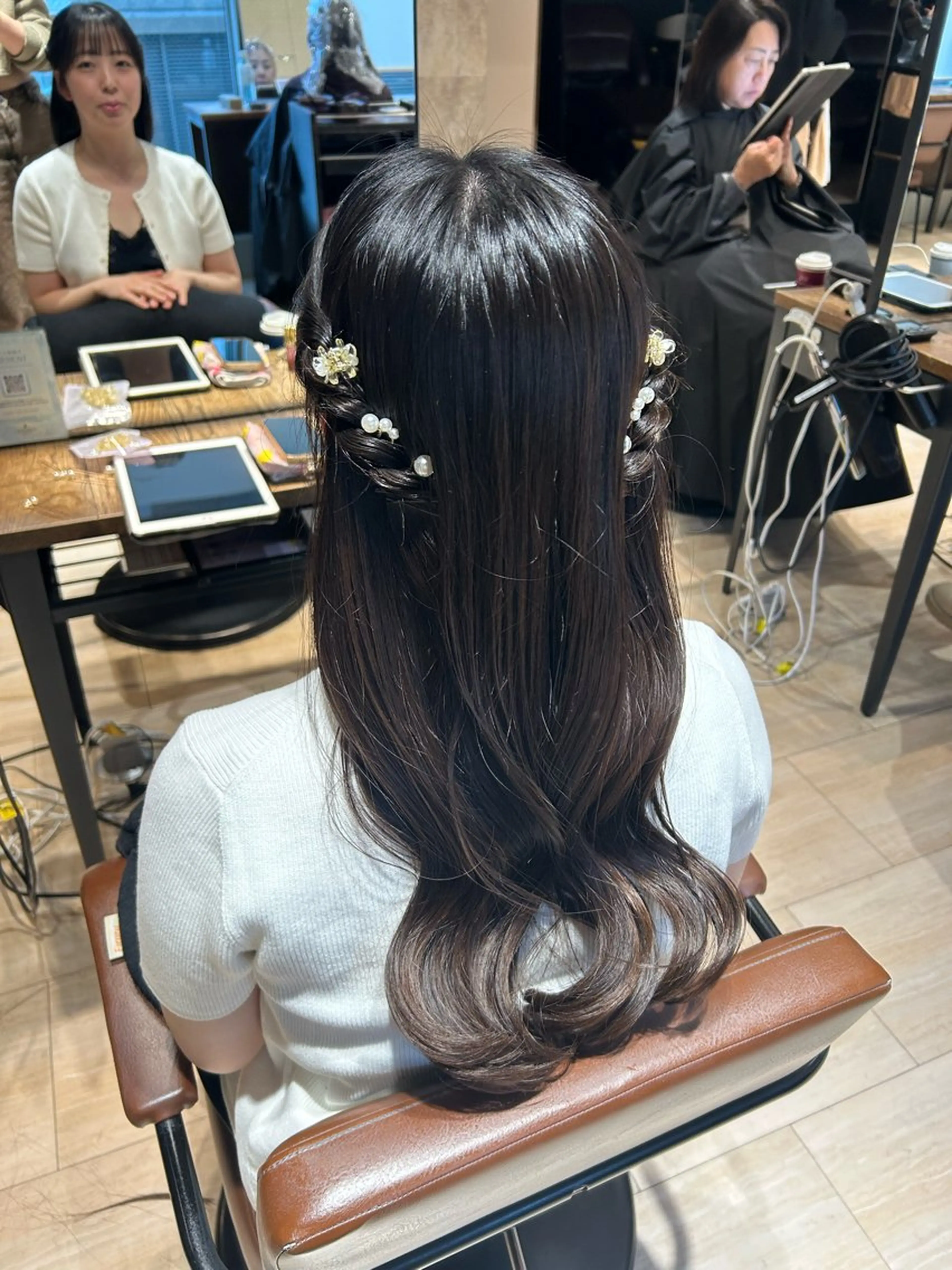 ロング ヘアセット 🎀大竹美侑／顔まわ りカット／レイヤーのヘアスタイル