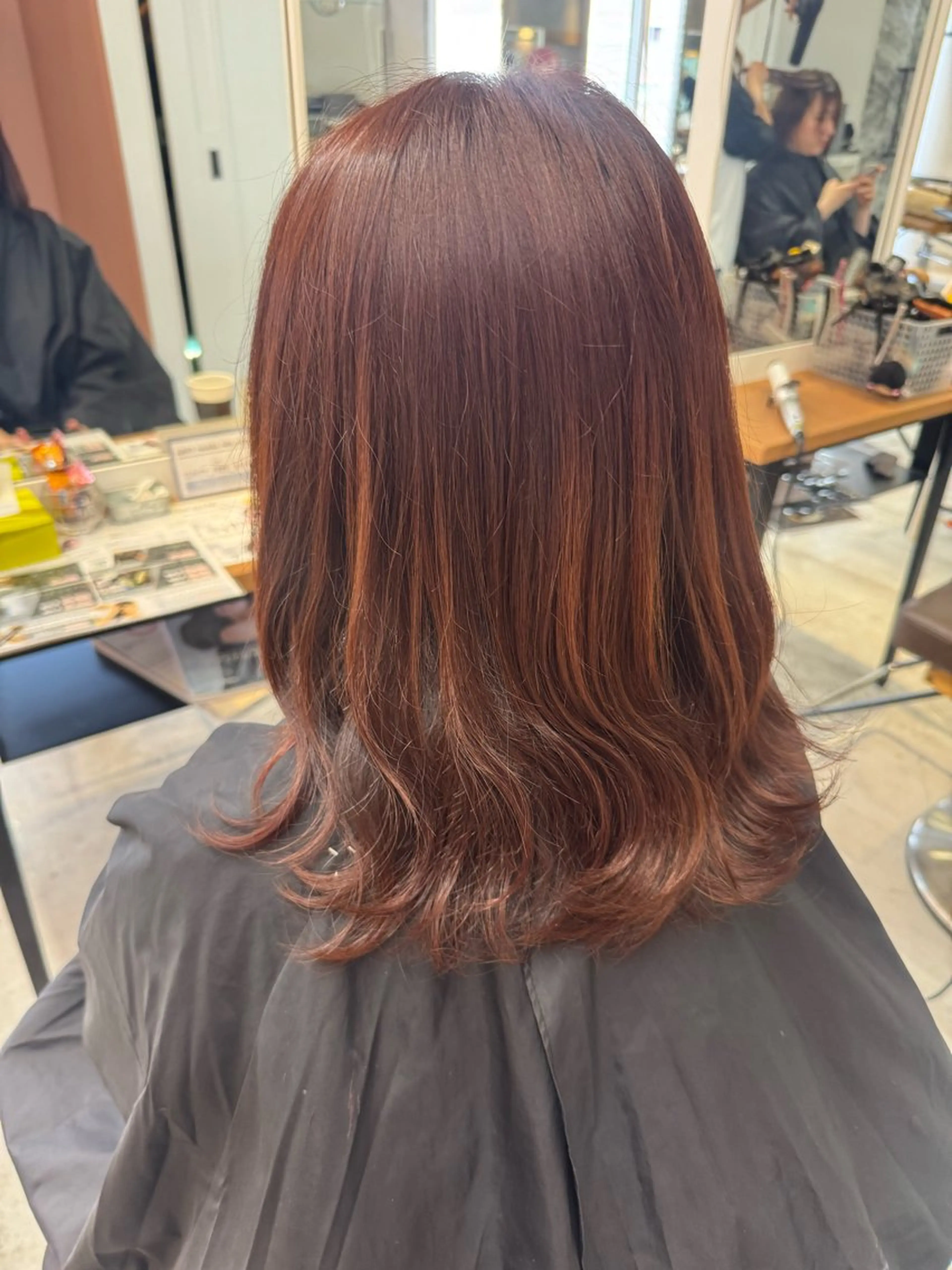 ミディアム 🌶推しカラー RINA🌶´-のヘアスタイル