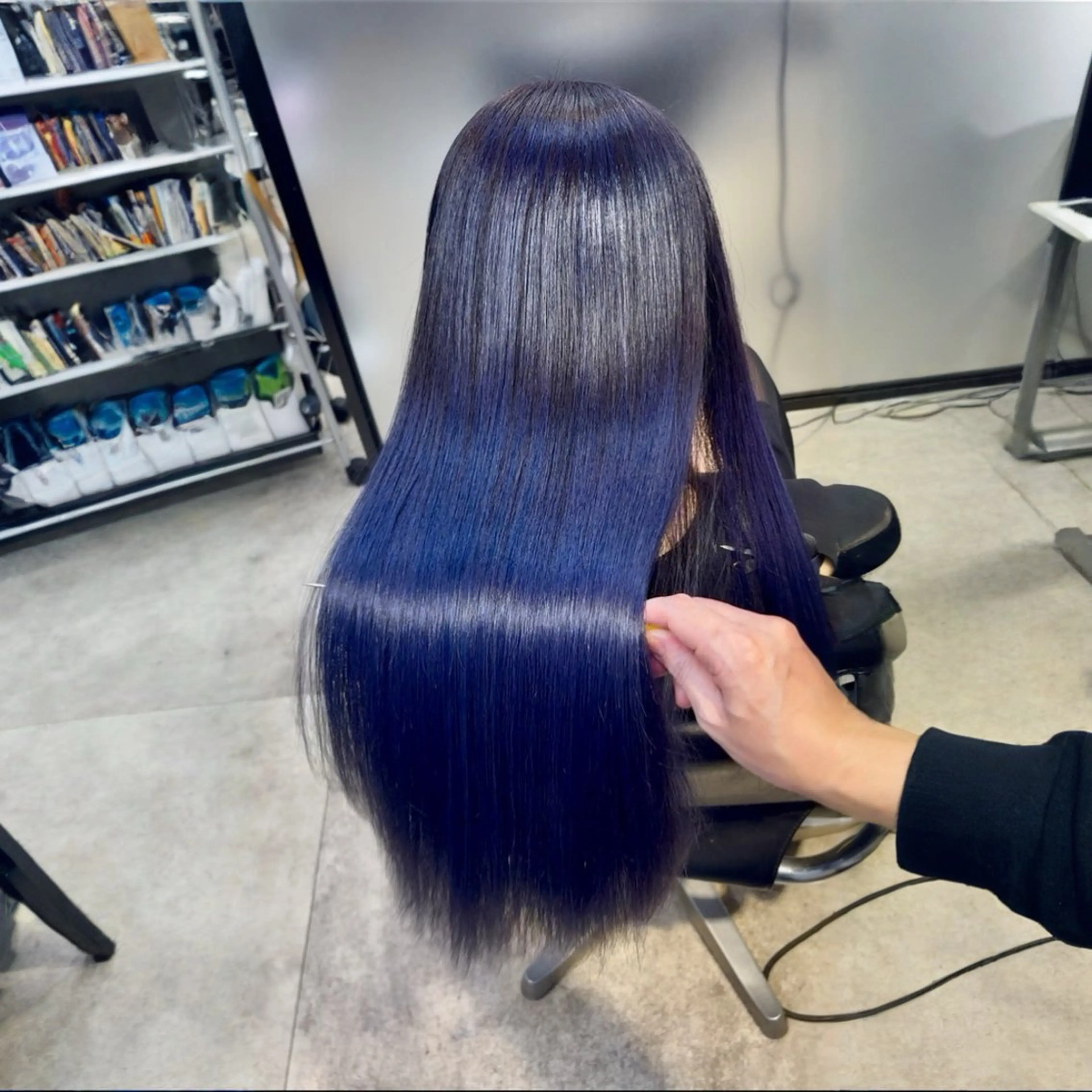 ロング カラー ヘアカラー 及川シゲル 髪質改善講師のヘアスタイル