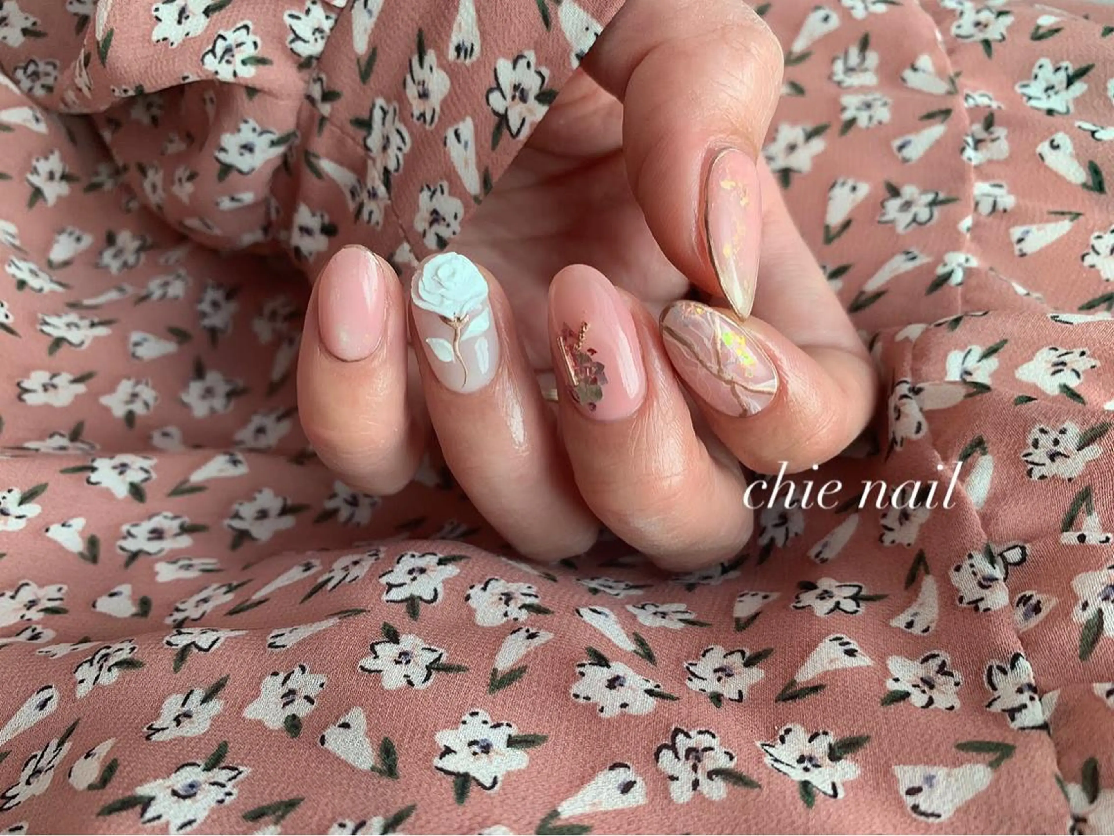 ネイル ニュアンスネイル ハンドネイル 森ノ宮❤︎ chieのネイルデザイン