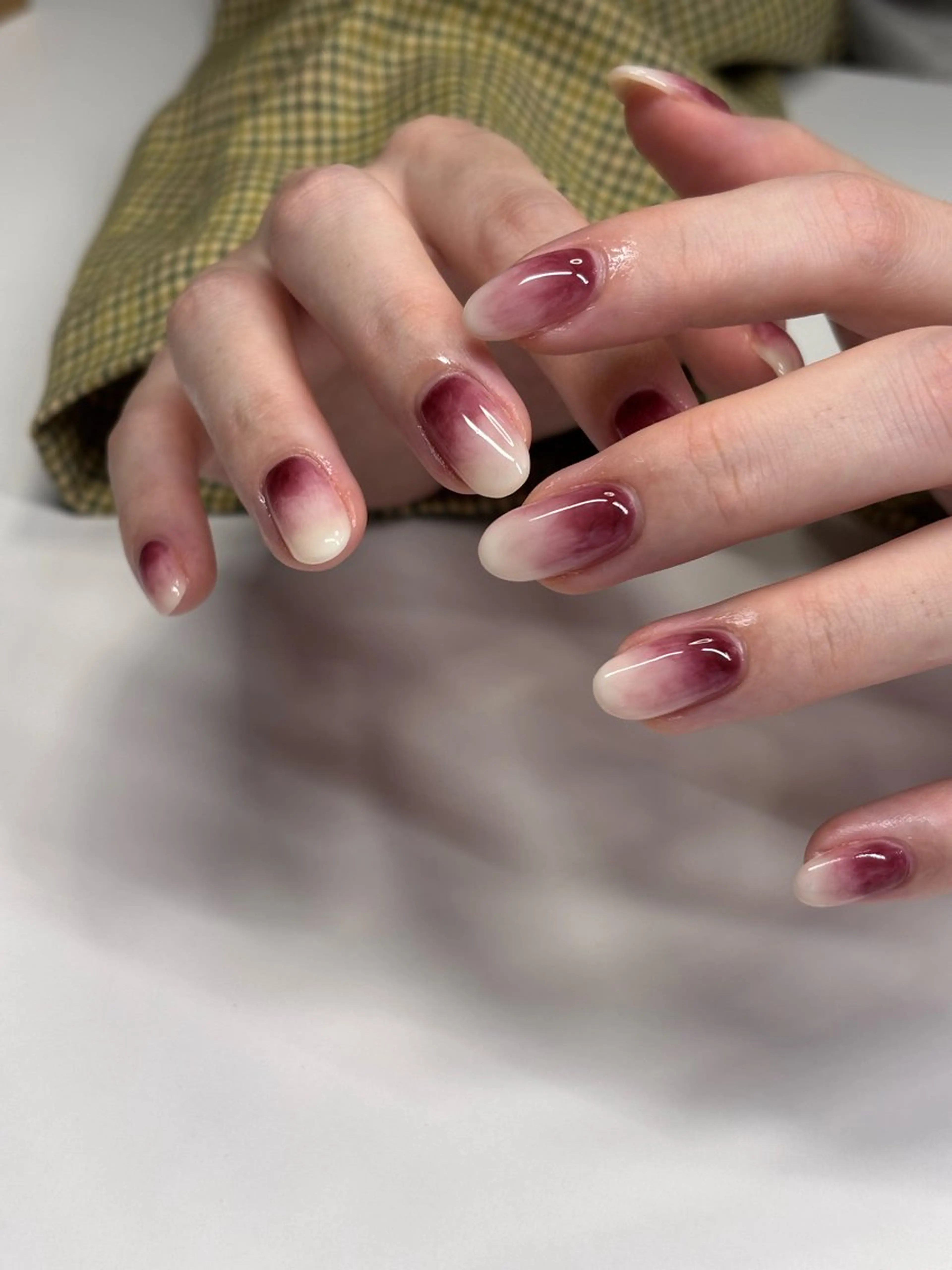 ネイル グラデーション シンプルネイル iconail 下北沢 NONのネイルデザイン