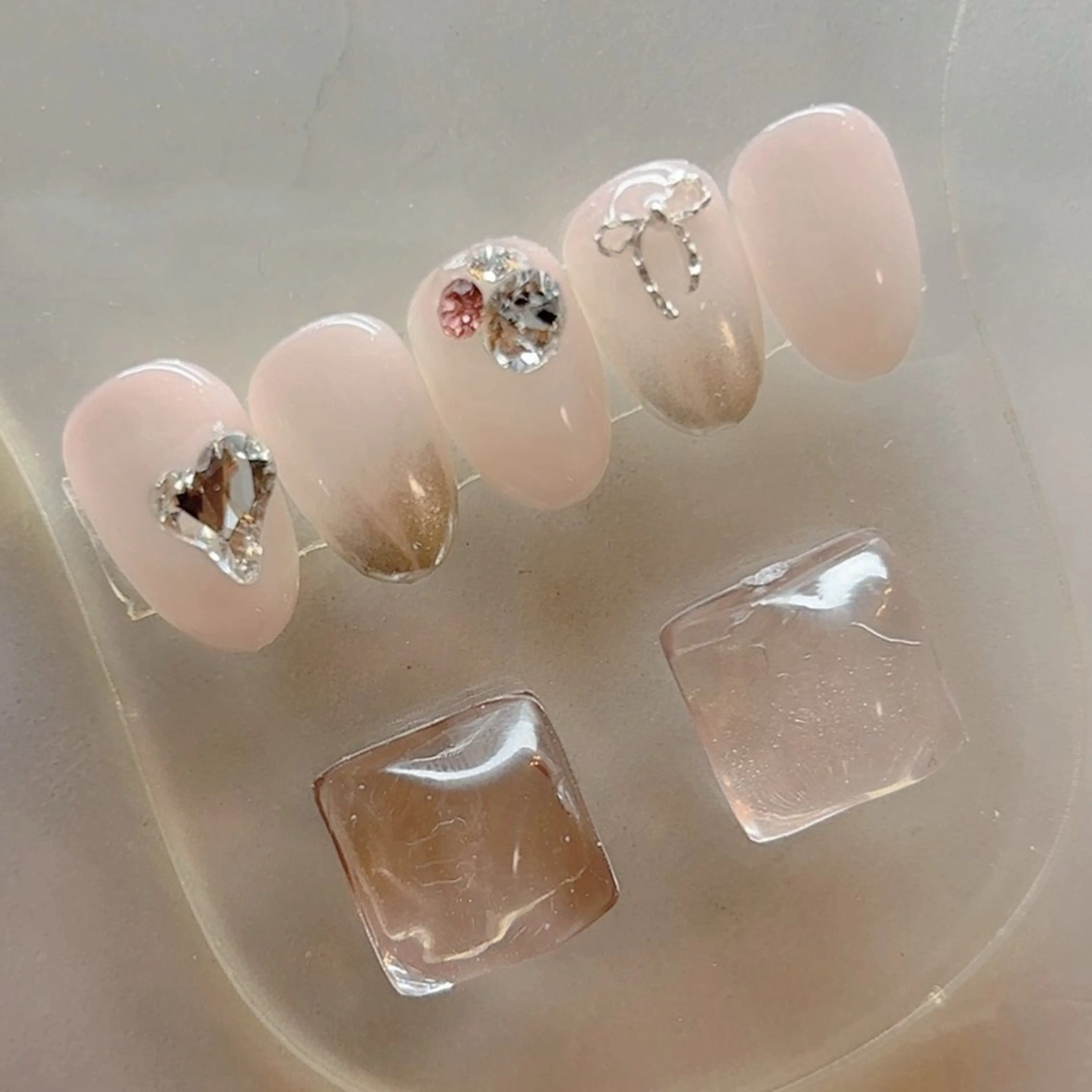 ネイル ハンドネイル mimi やとみのネイルデザイン