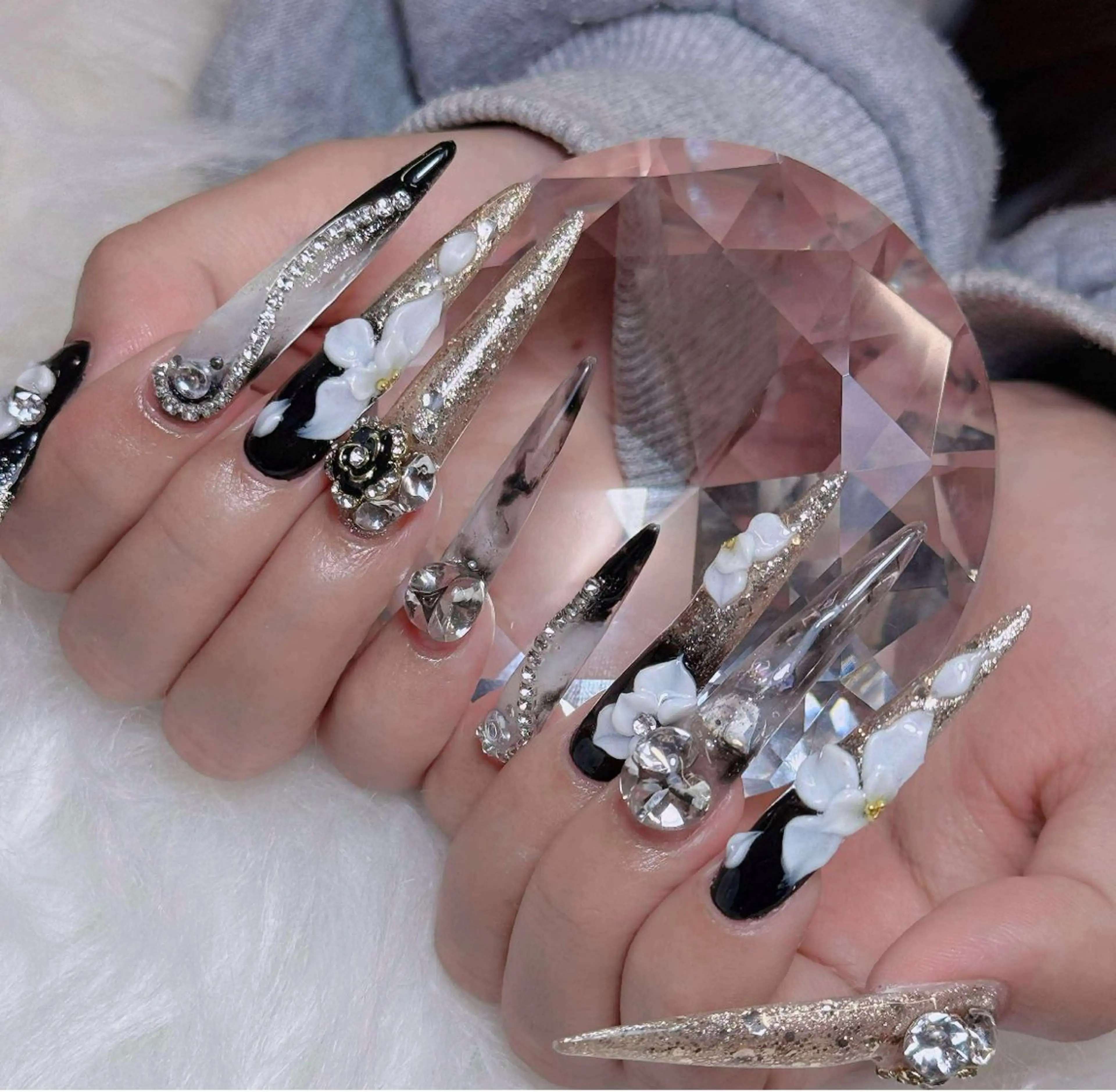 ネイル アートネイル オーロラネイル チークネイル 長さ出し フットネイル Noiranail_ studio川越西口のネイルデザイン