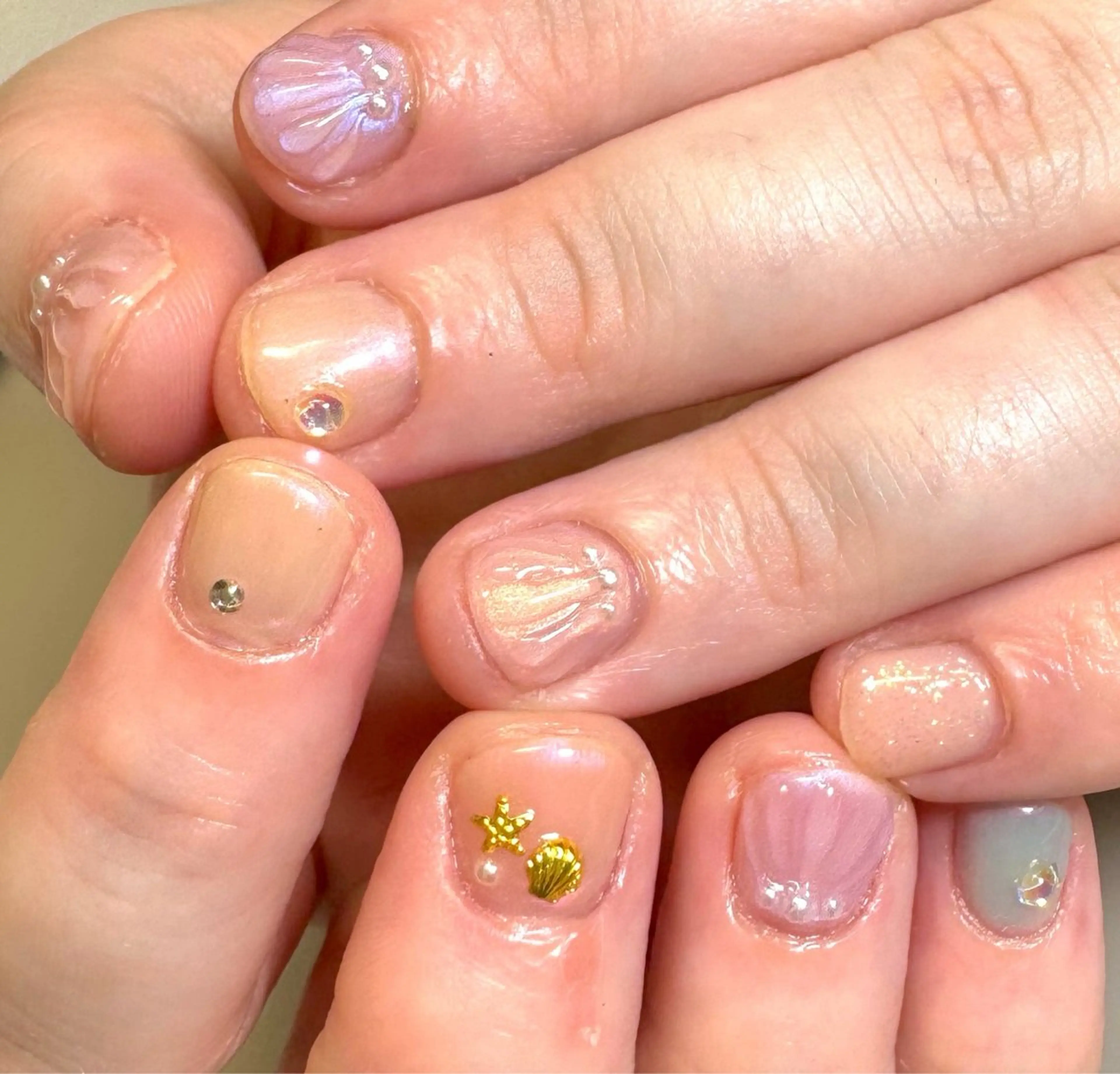 ネイル 持ち込み ハンドネイル foz.luce所属・新宿 HIKARIのネイルデザイン