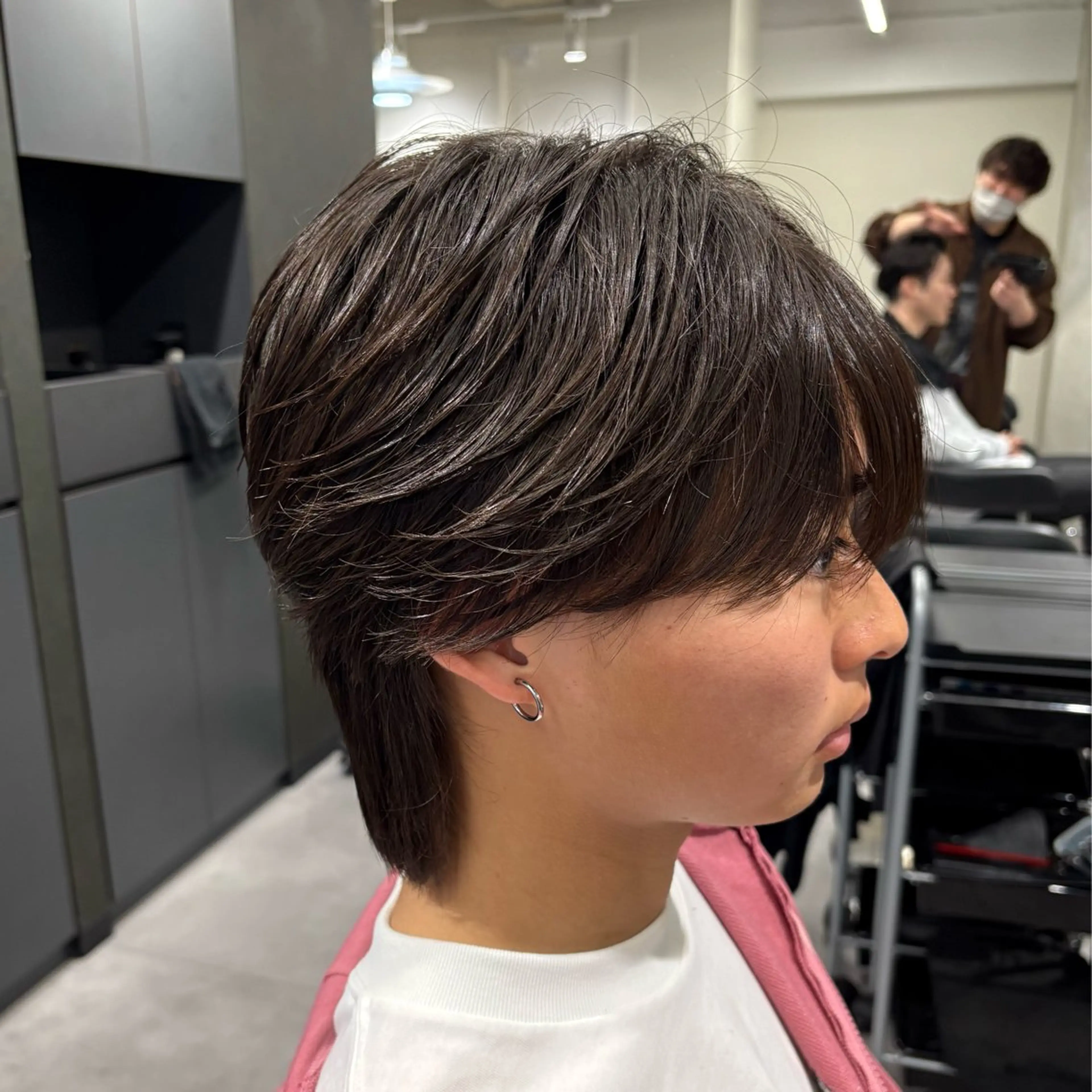 ミディアム パーマ メンズ ミディアムパーマ フェザーパーマ マッシュ メンズパーマ シースルーマッシュ カット パーマ 🐦‍🔥フェザーパ ーマ🐦‍🔥きるやのヘアスタイル