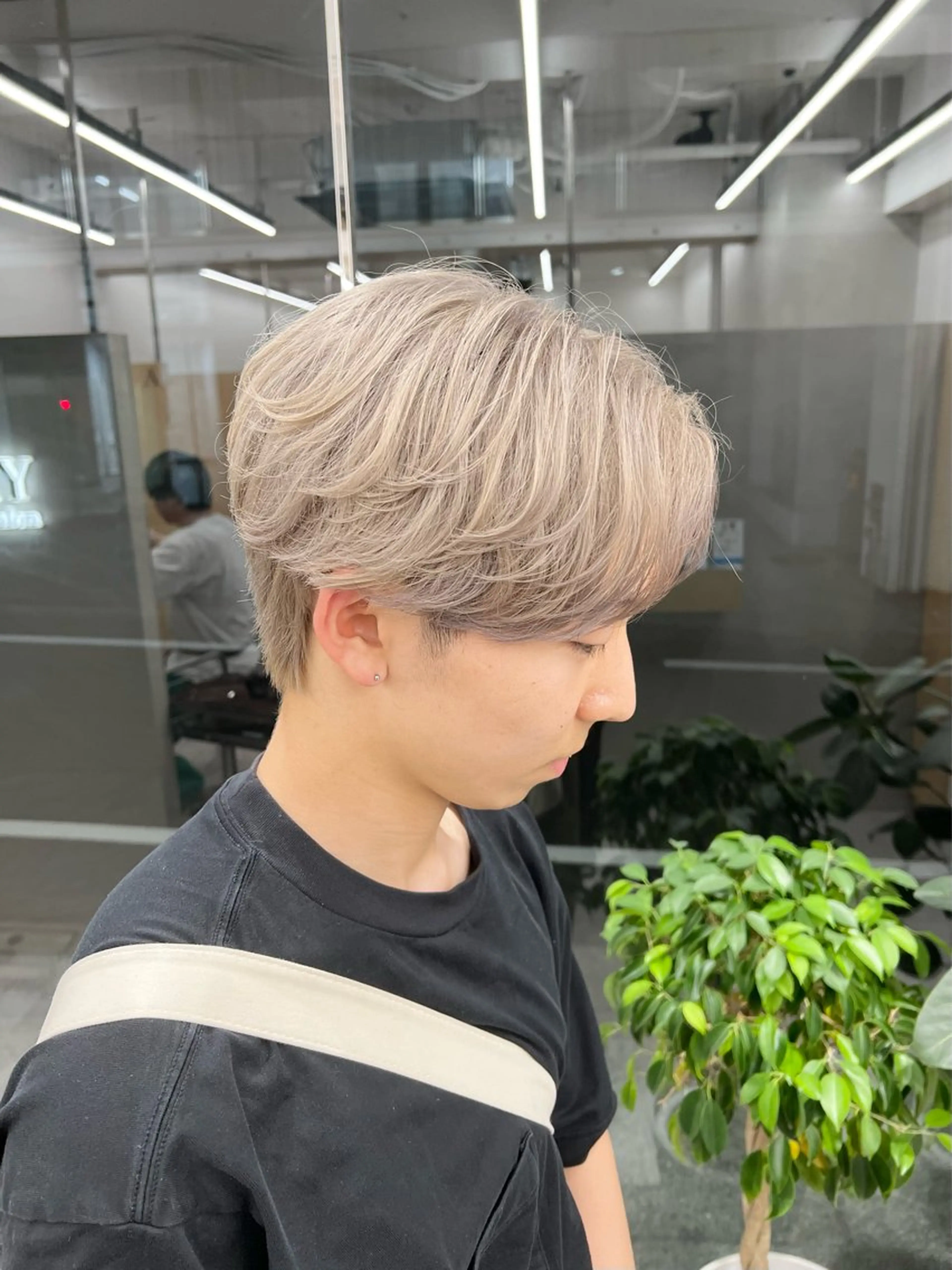 カラー メンズ カット ヘアカラー トリートメント ヘッドスパ ヘアセット I've  for hair所属・🫧艶ダブルカラー ブリーチ🫧トモヤのヘアスタイル