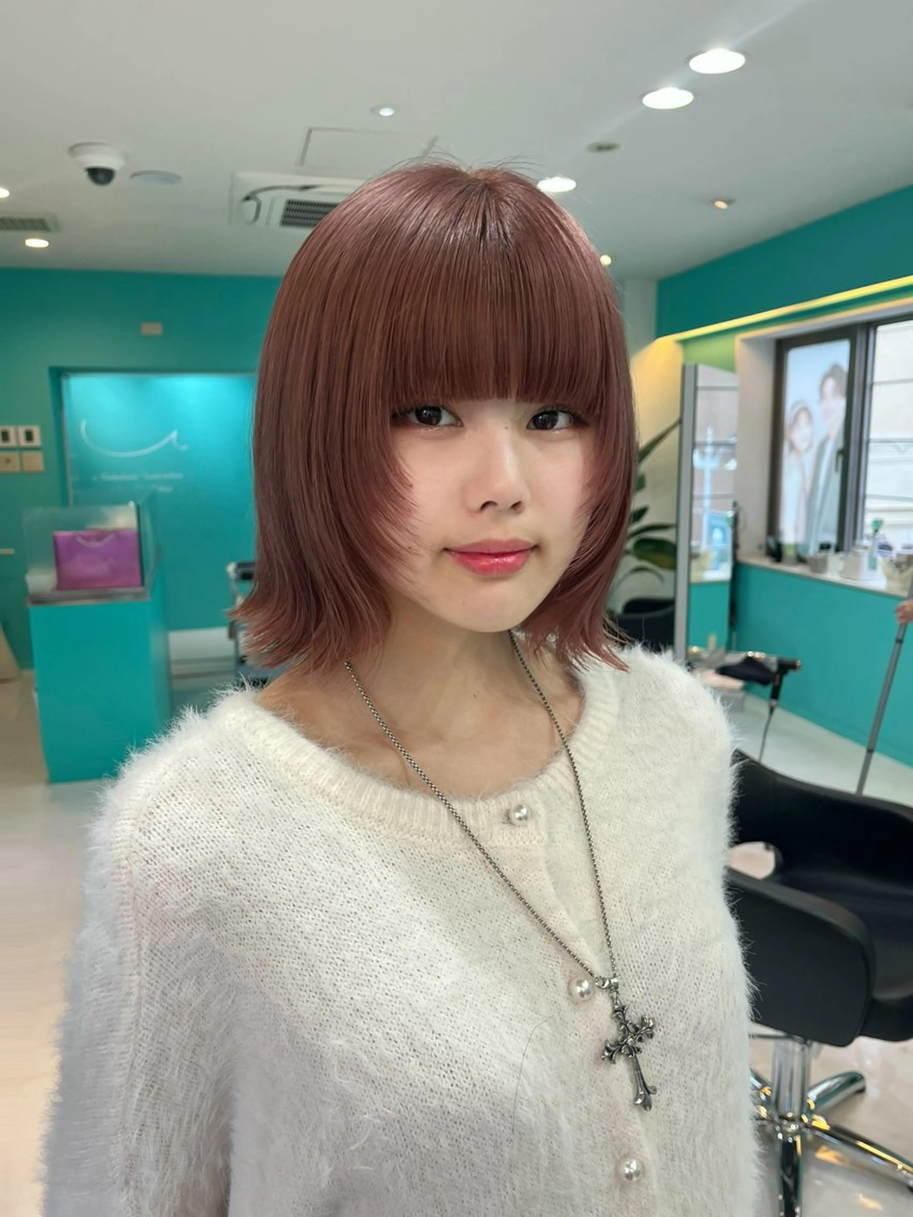 ショート 顔まわりレイヤー 顔周りカット レイヤーカット カット ヘアカラー トリートメント Misaki/ レイヤー/ウルフのヘアスタイル