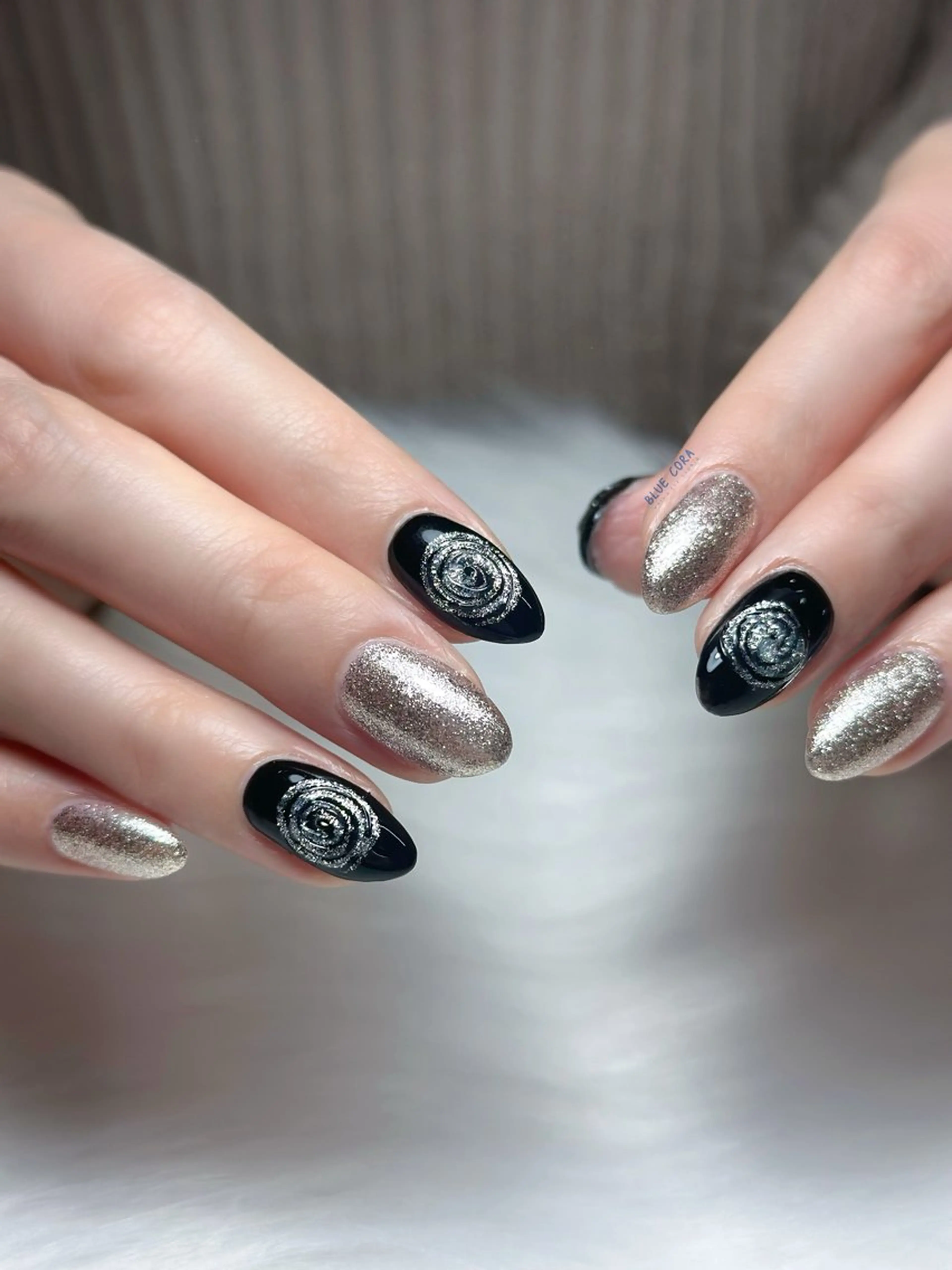 ネイル ラメ(グリッター) ハンドネイル ハンドケア BLUE CORA所属・BLUE CORAのネイルデザイン