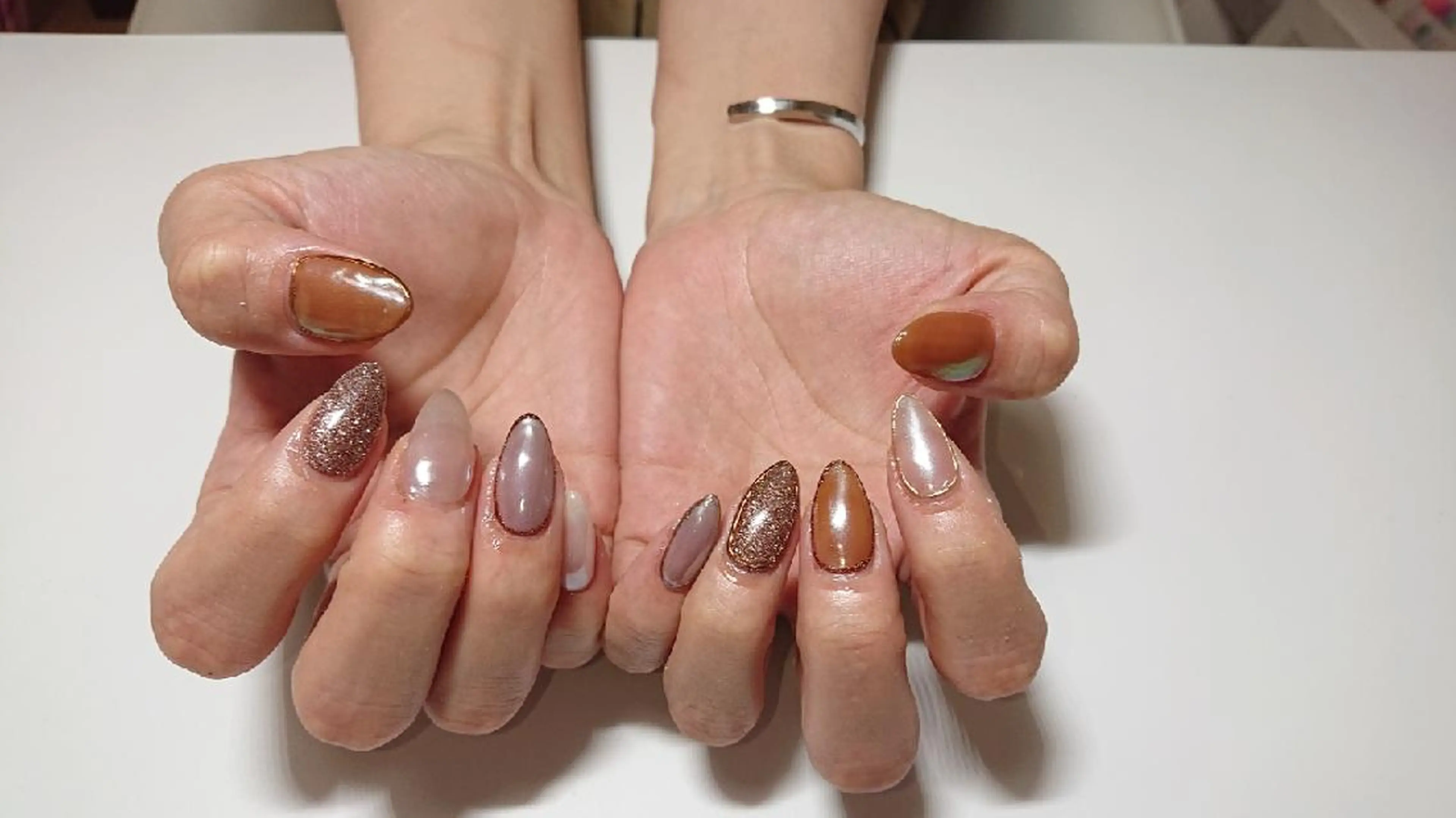 ネイル ミラーネイル ハンドネイル JEWEL nailのネイルデザイン