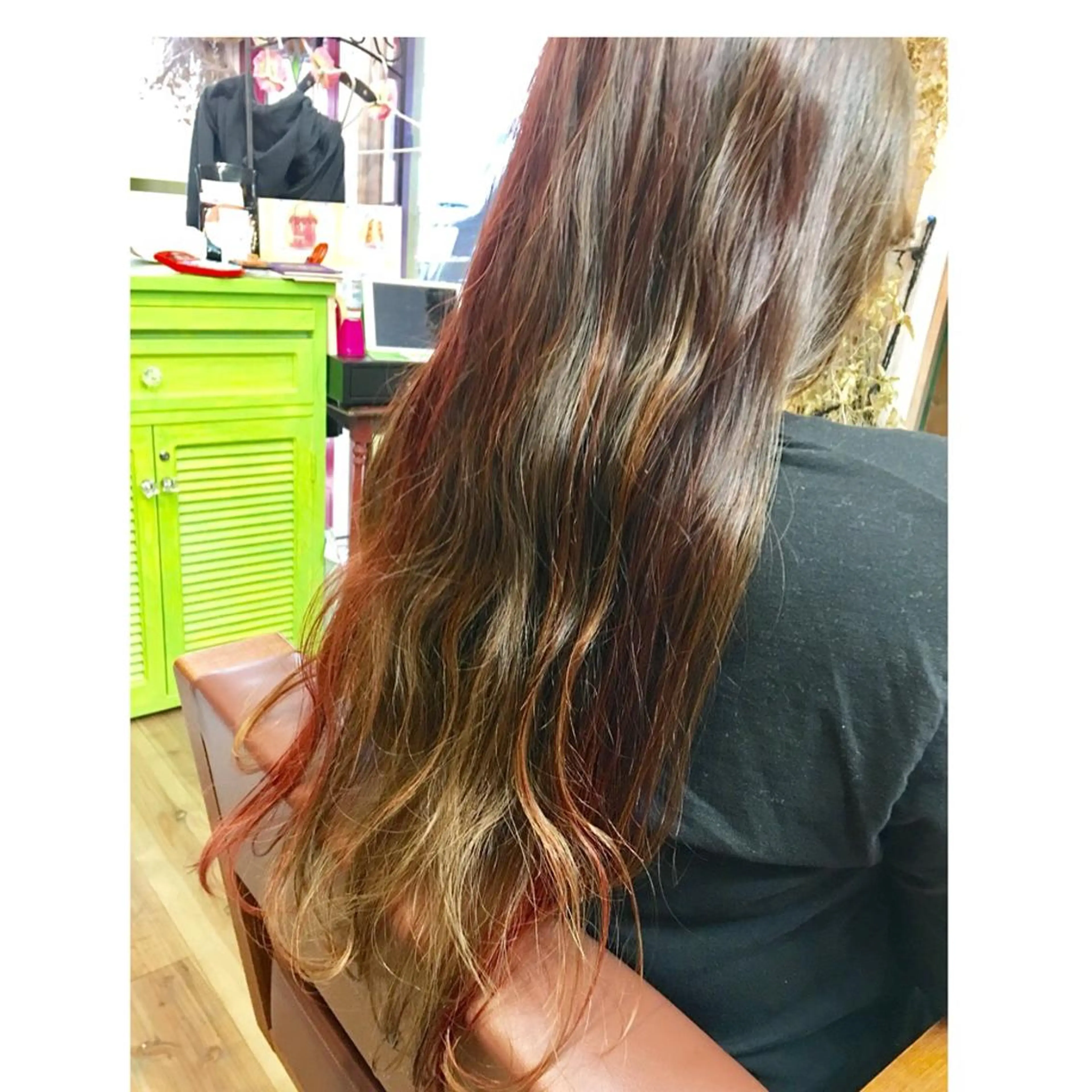 ロング ロング ポルタカリーナサロン yukariのヘアスタイル