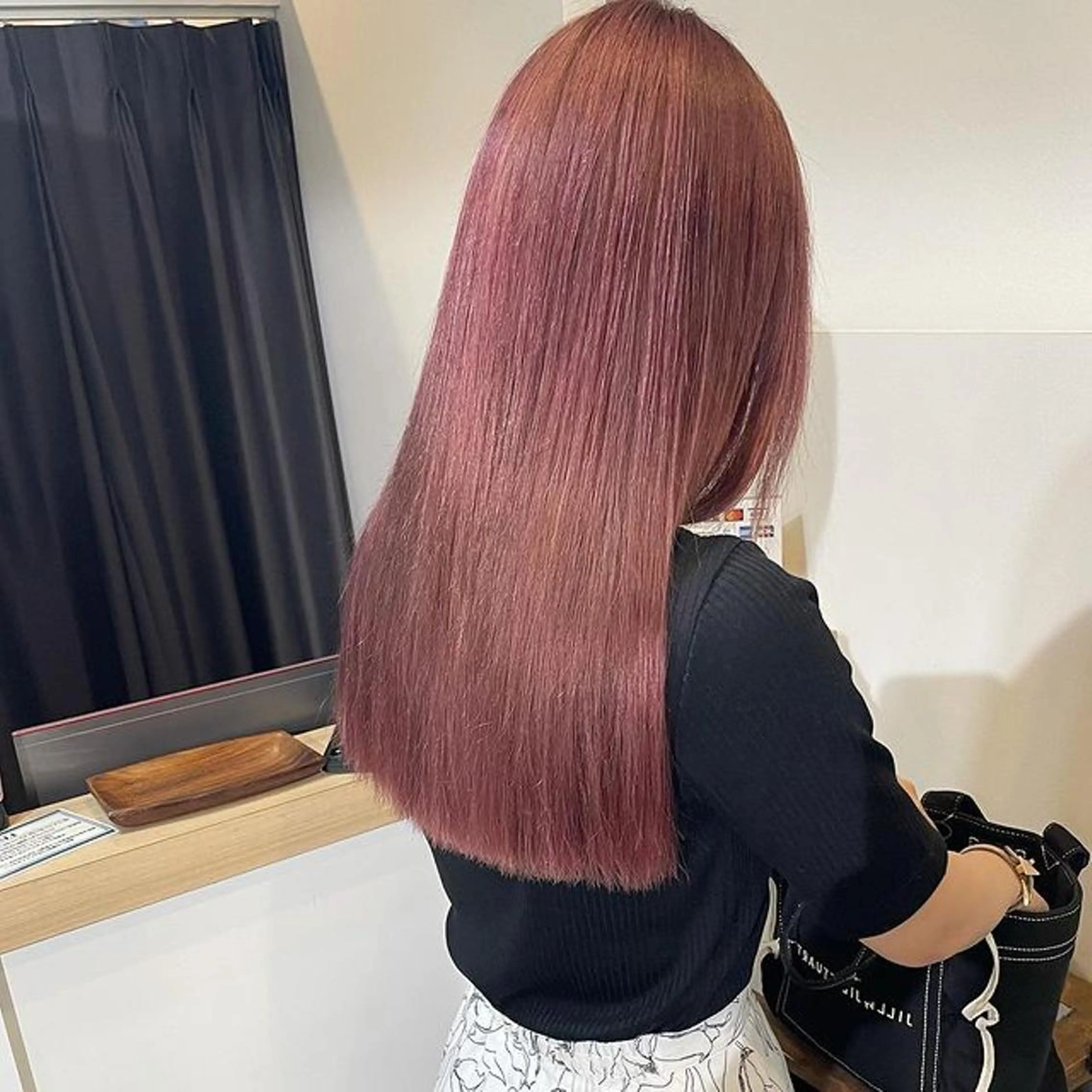 カラー セミロング 髪質改善 Noe心斎橋店のヘアスタイル