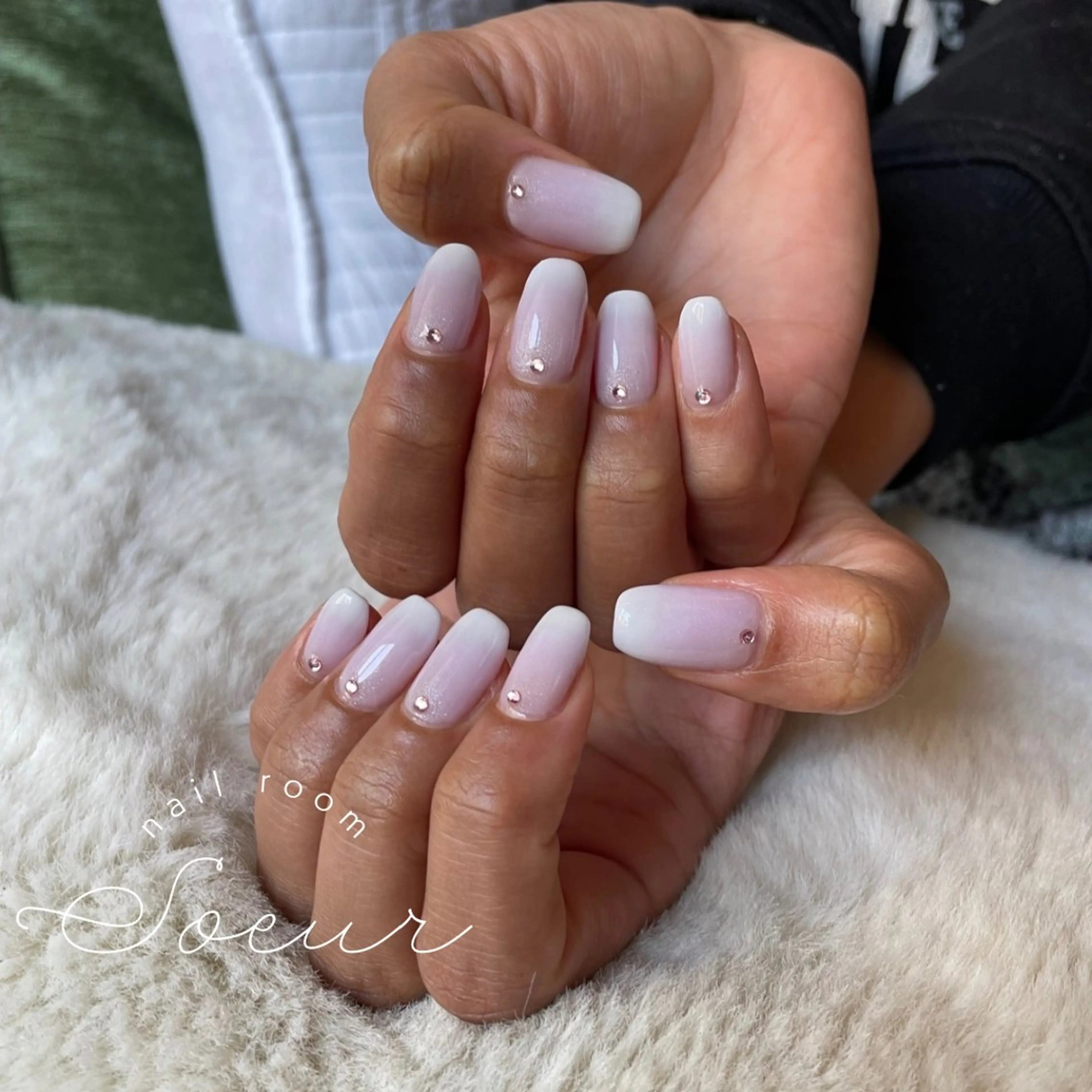ネイル ストーンネイル ハンドネイル soeur_ 武蔵浦和のネイルデザイン