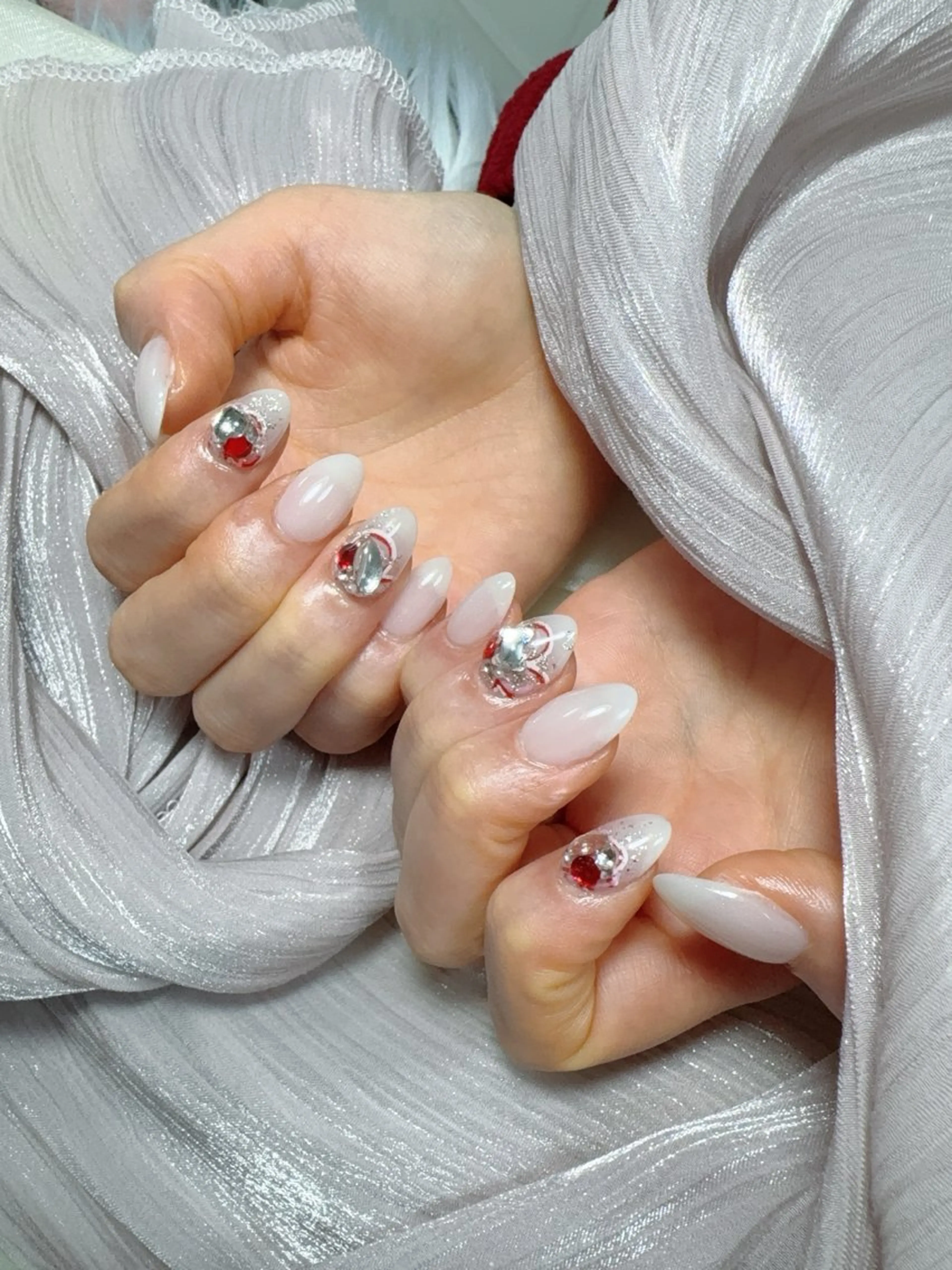 ネイル YOIネイルサロン所属・YOI ゆみのネイルデザイン