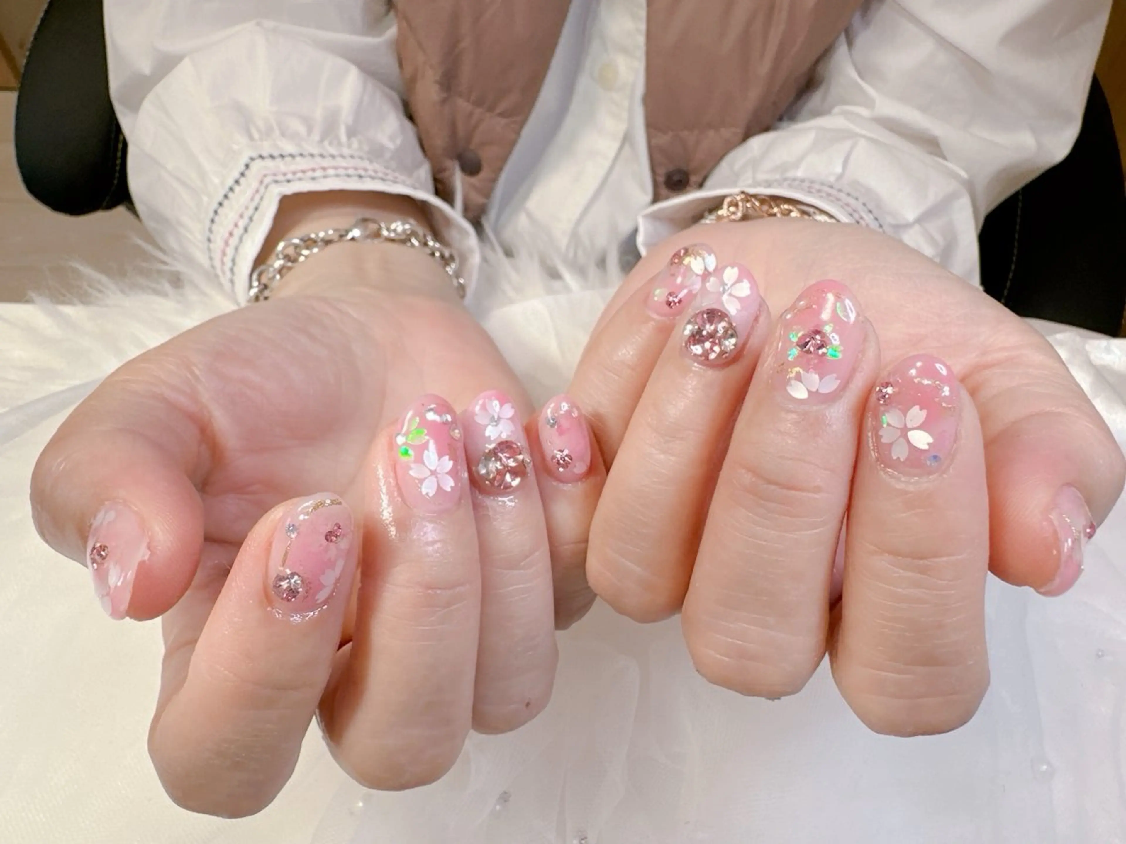 ネイル 高島 夏海のネイルデザイン