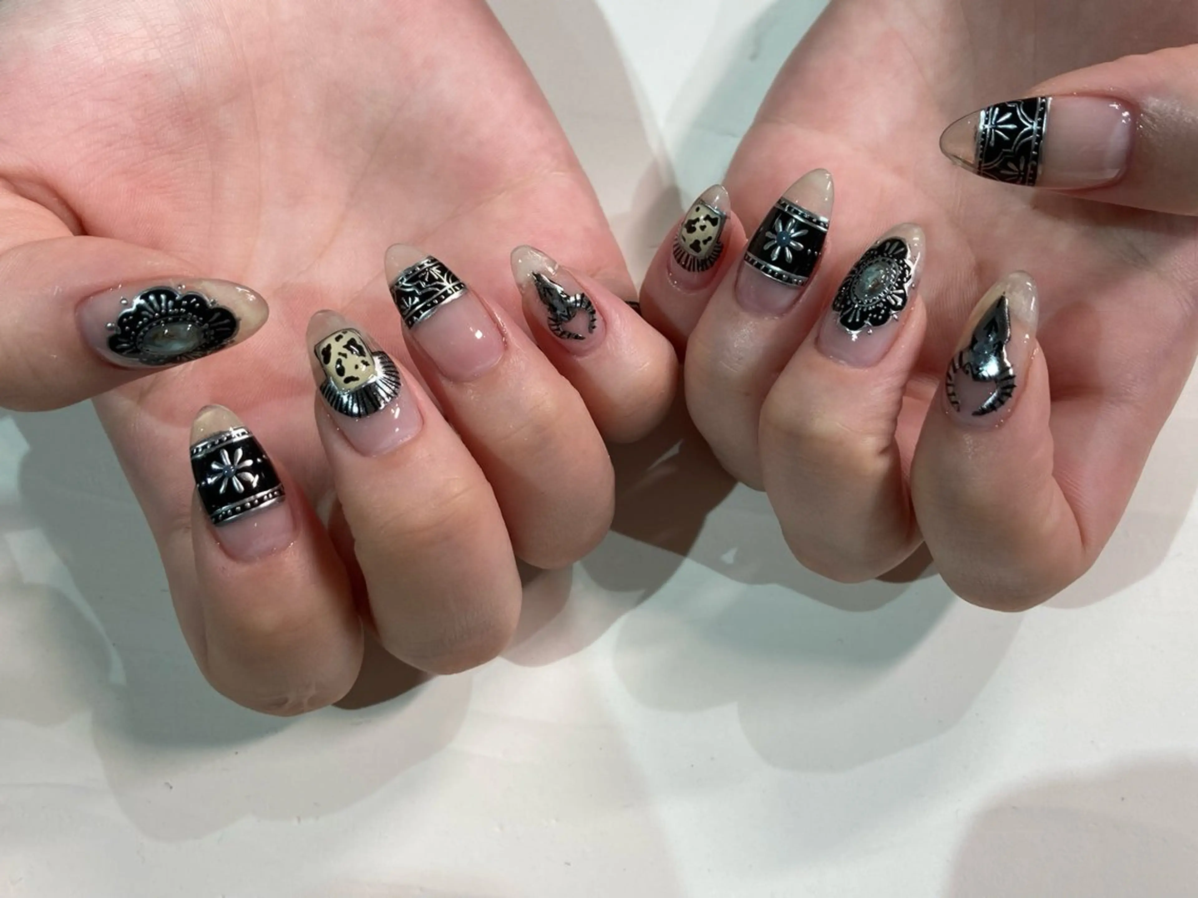 ネイル アートネイル ハンドネイル 【Bright】 Rieのネイルデザイン