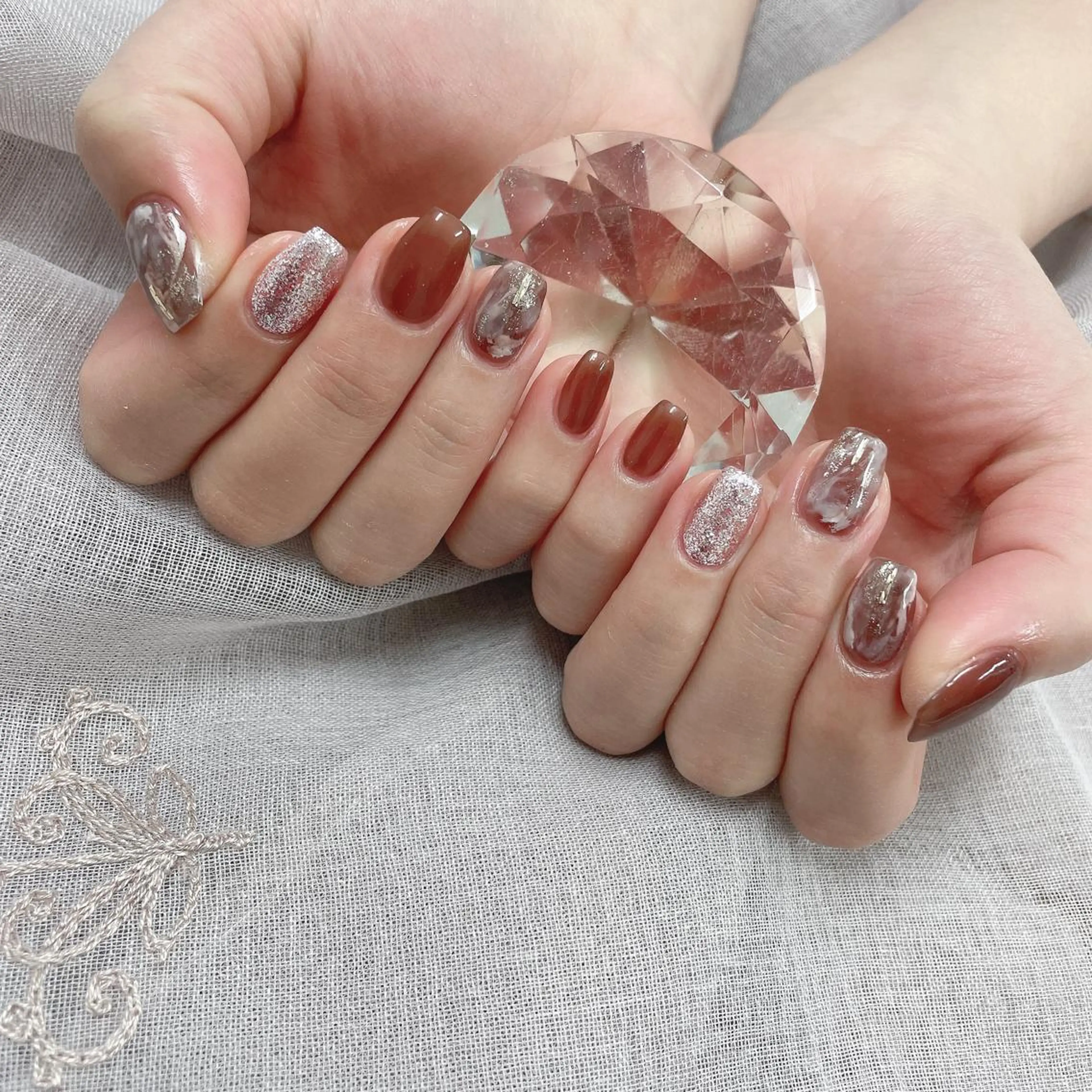 ミディアム カラー ネイル グラデーションカラー 韓国風ヘア アートネイル フットネイル フレンチネイル ハンドネイル ハンドケア 💎ビューティサロン 湘南　RIRAN💎のネイルデザイン