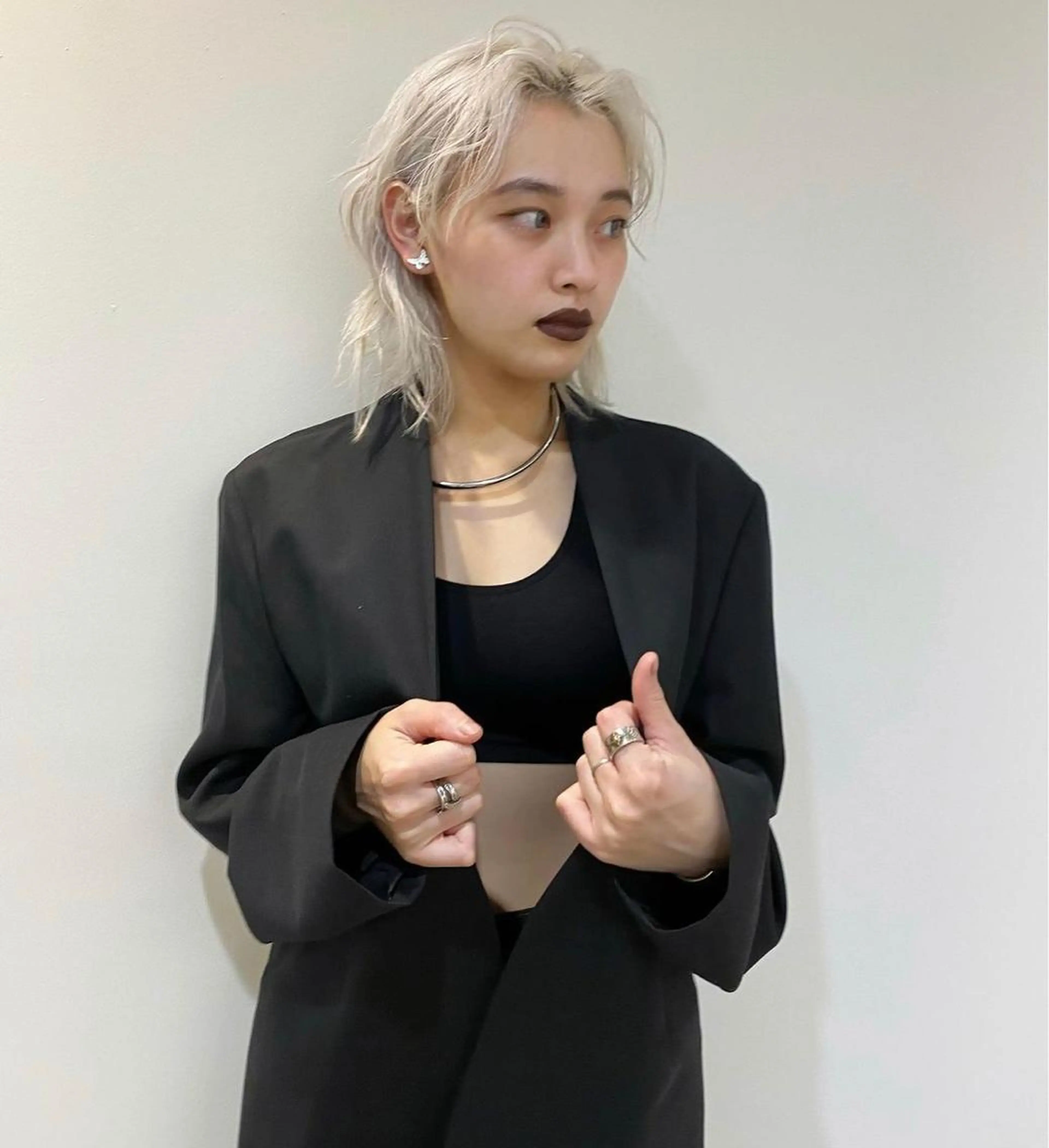 ショート カラー パーマ ヘアアレンジ メンズ メンズウルフカット ブロンド ホワイトブロンド ウルフカット カット 【姫カット】 ナカムラコウキのヘアスタイル