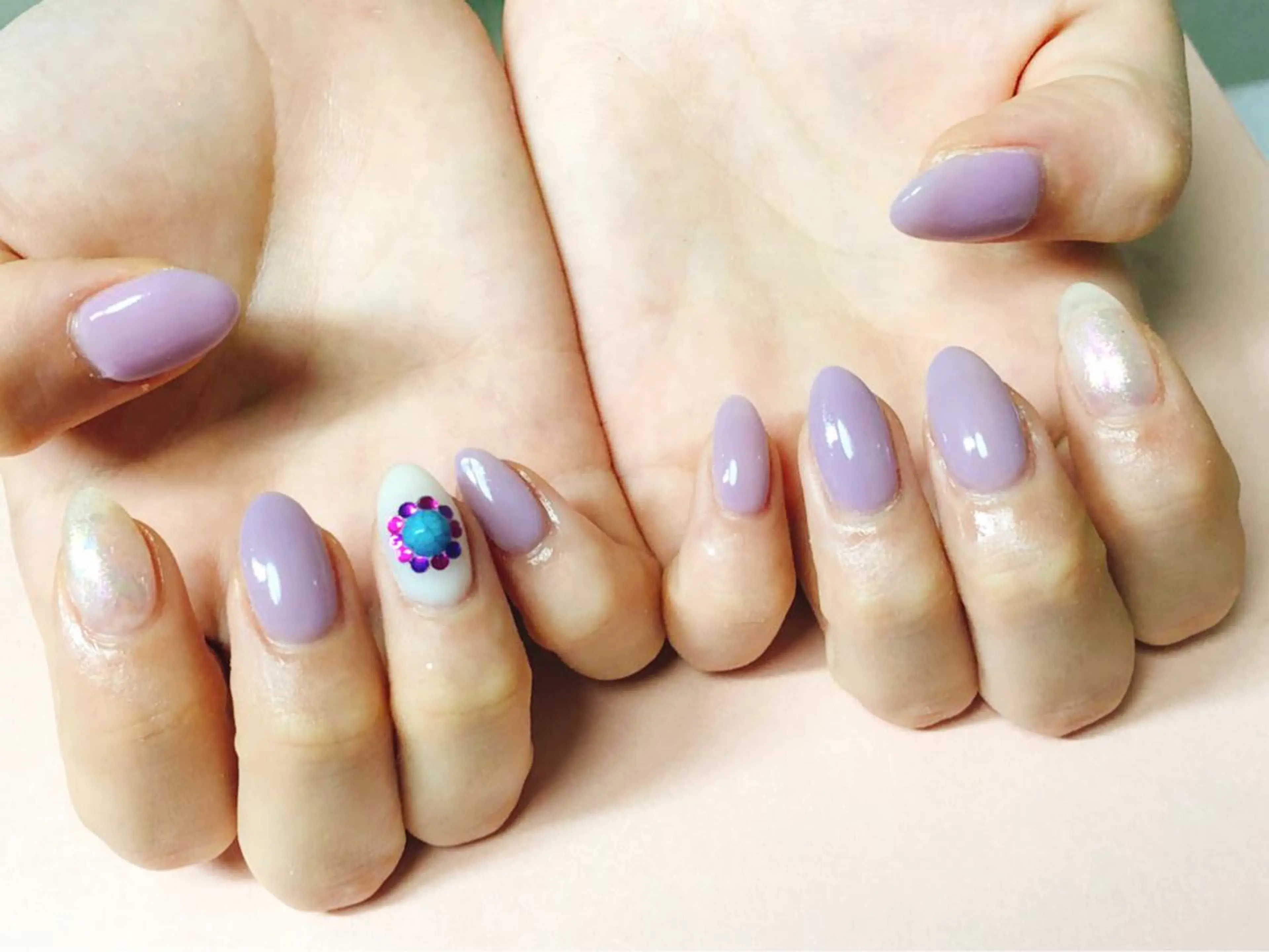 ネイル 【カメレオン】 上村 祥子のヘアスタイル