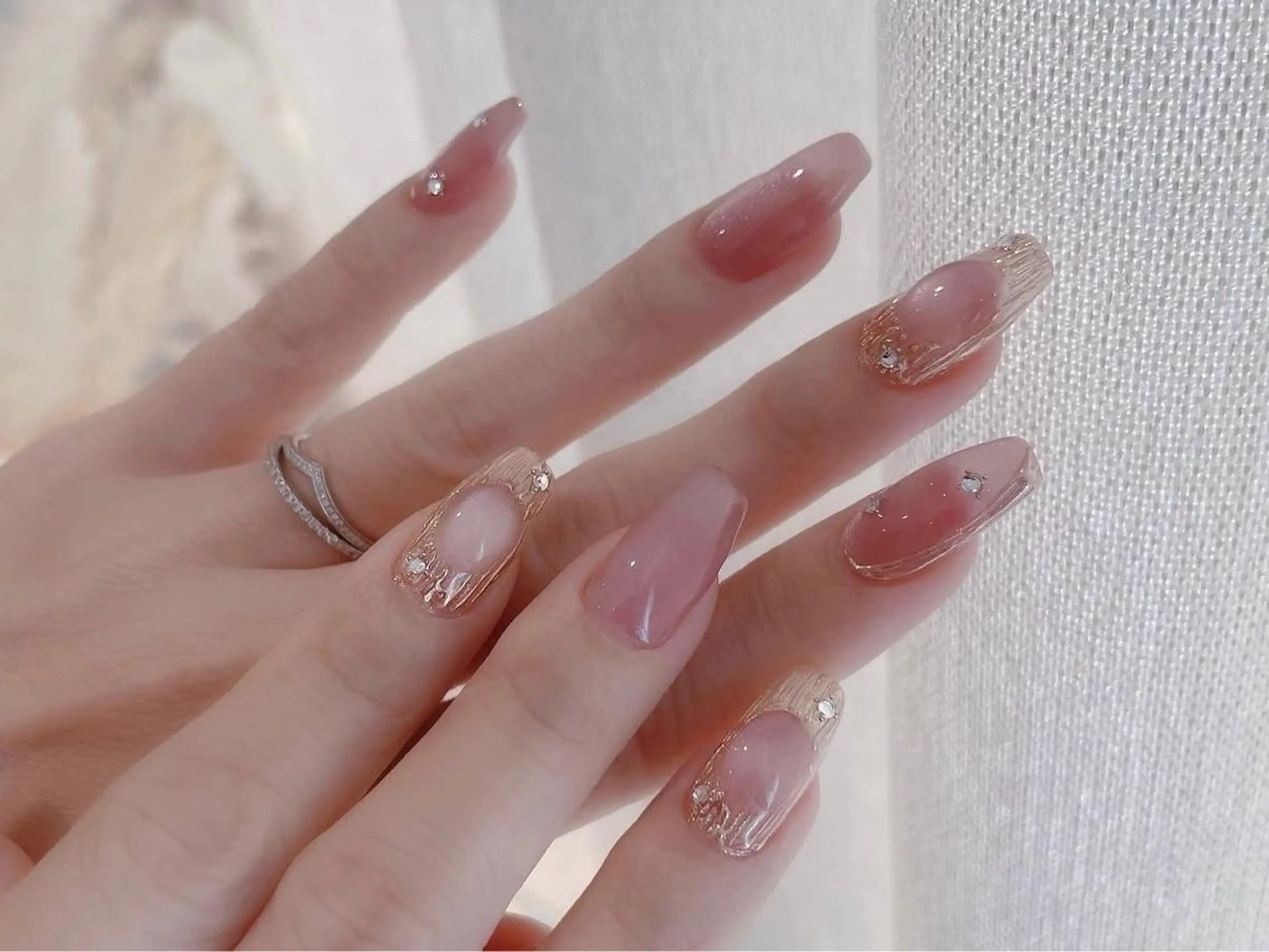 ネイル ハンドネイル ハンドケア Nova Nail Nambaのネイルデザイン