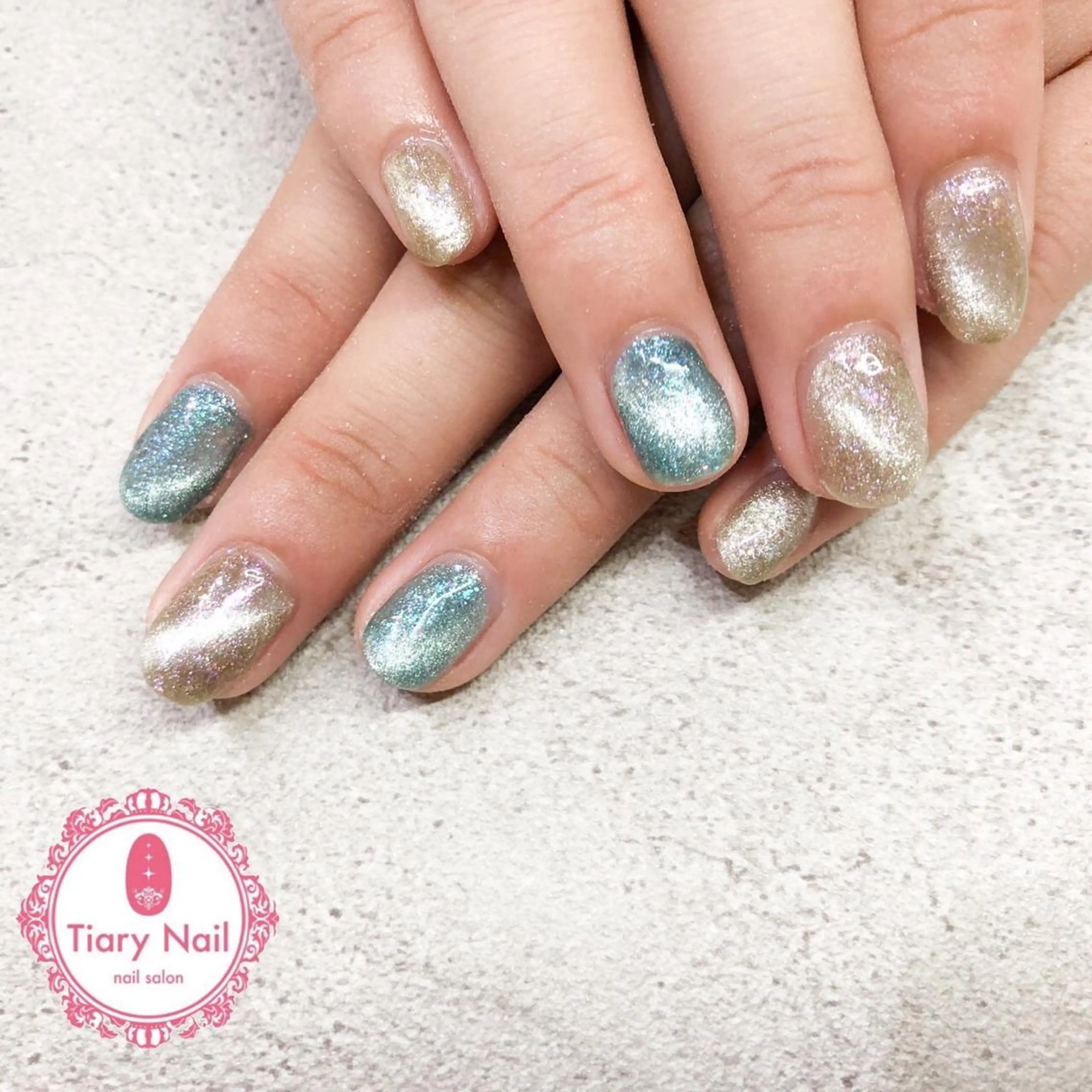 ネイル tiarynail K Kのネイルデザイン