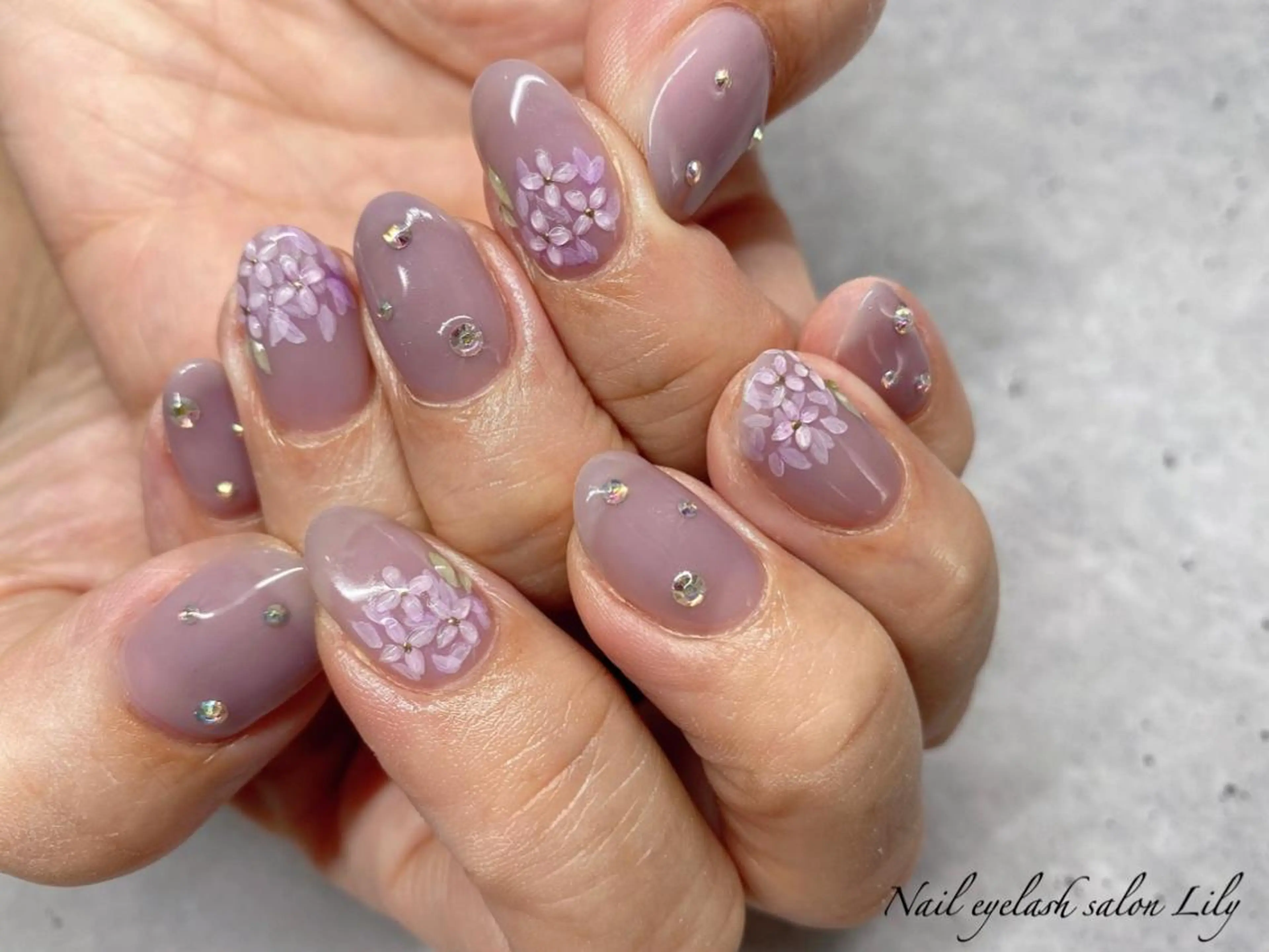 ネイル アートネイル ジェルネイル nail Lilyのネイルデザイン