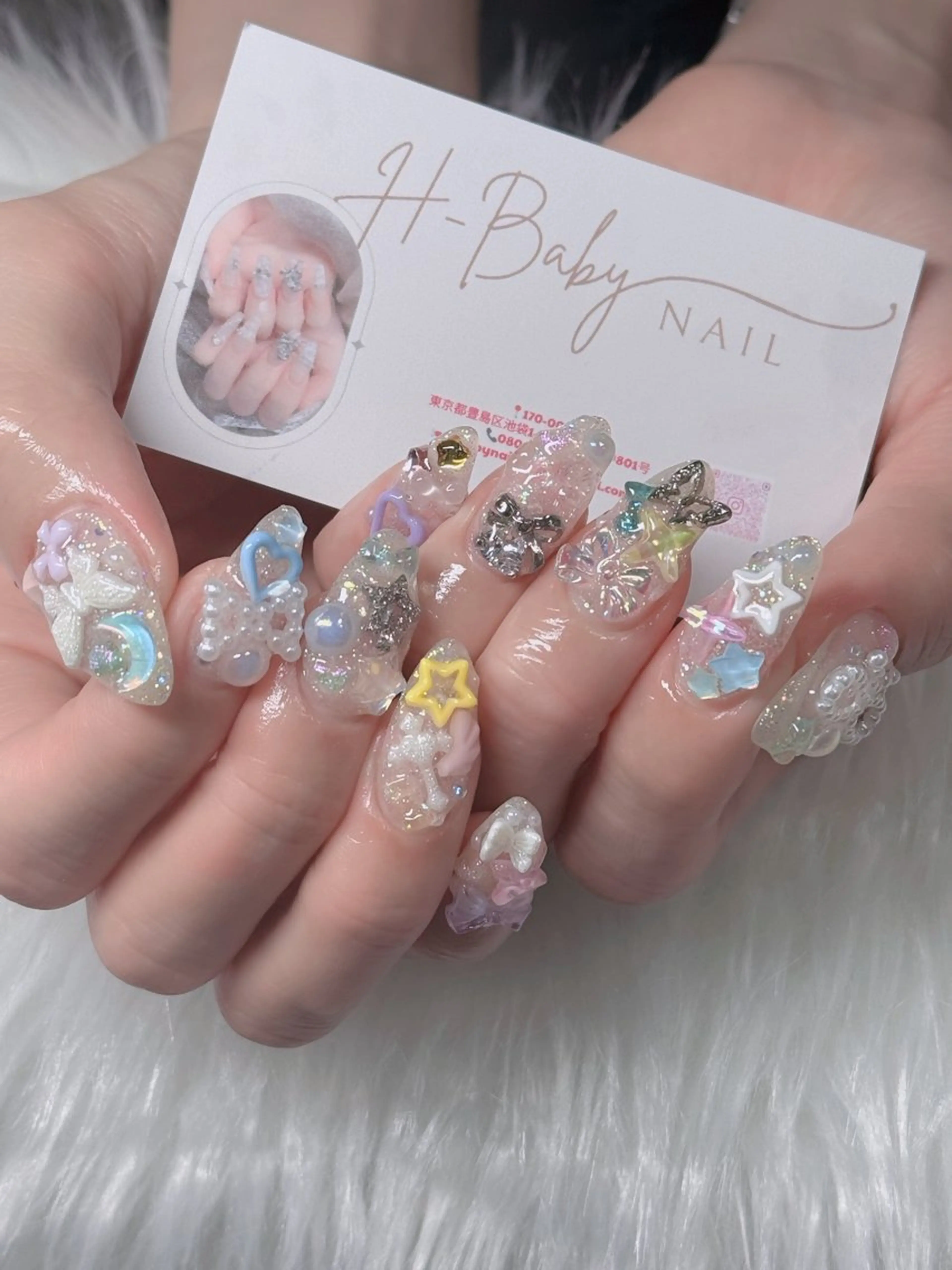 ネイル オーロラネイル フレンチネイル ジェルネイル ハロウィン キラキラネイル H.baby Nail Salonのネイルデザイン