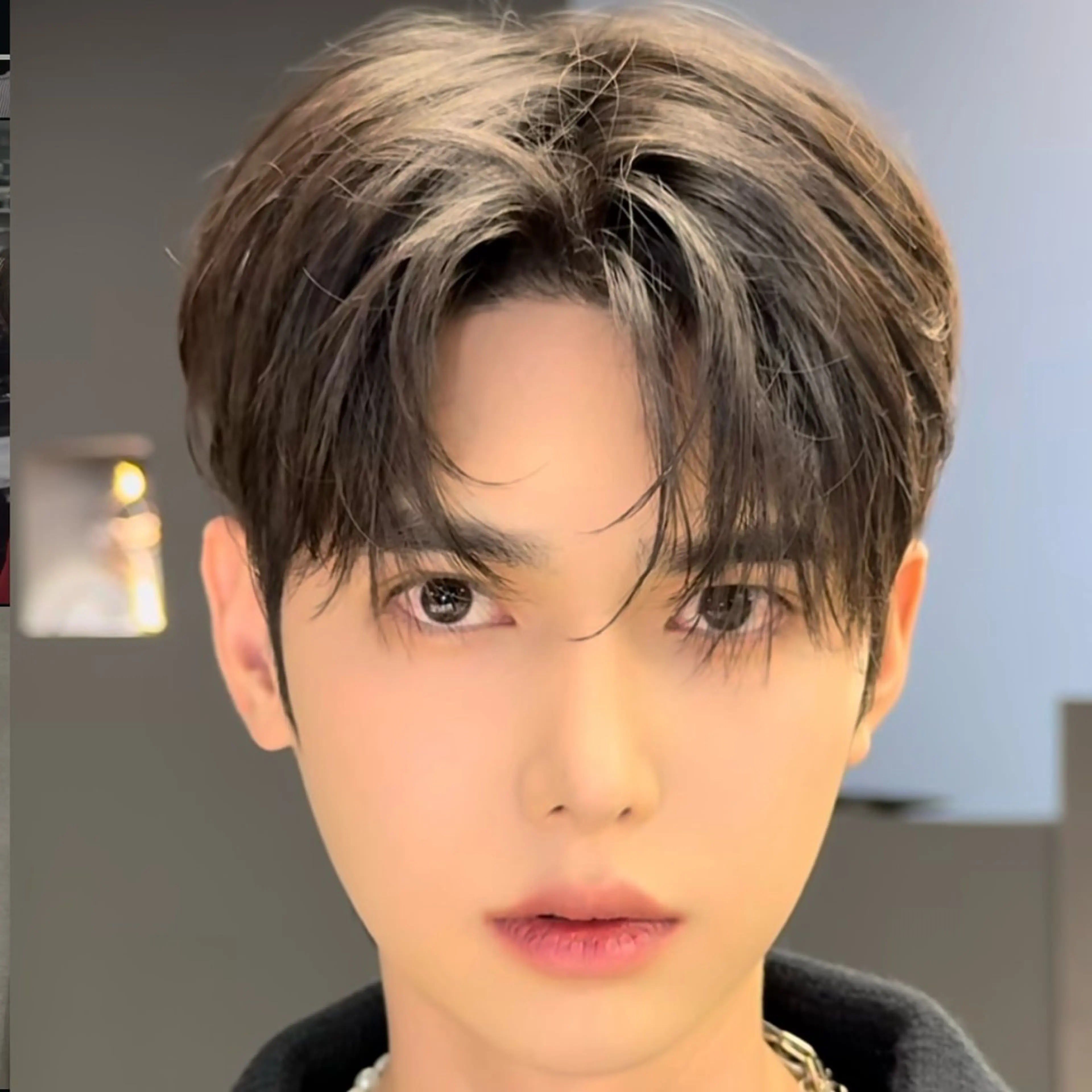 【韓国式🇰🇷】カット＋ルーツパーマ🔥前髪の立ち上がりを気にしている方必見👀／センターパートの写真