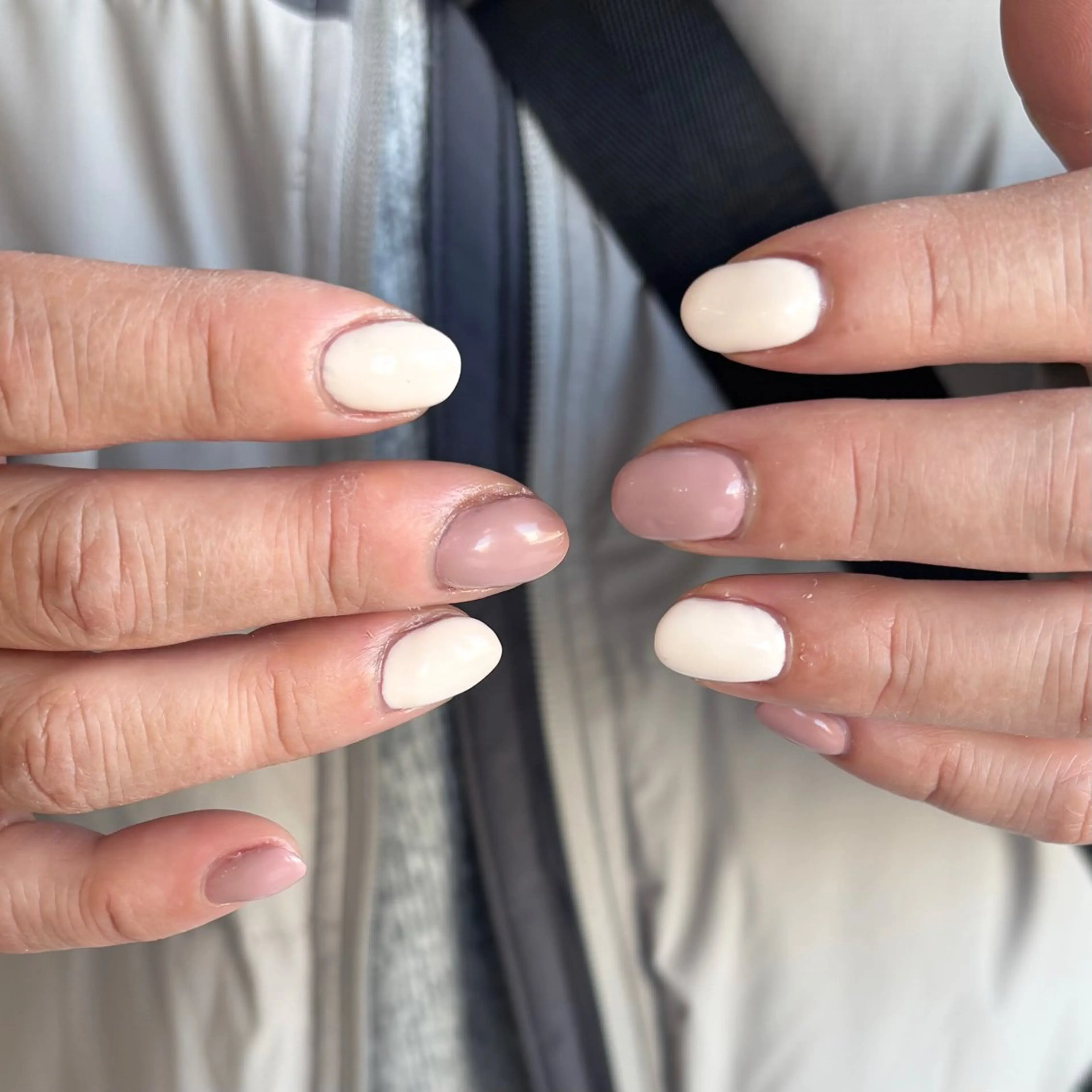 ネイル WHITE NAIL甲府昭和店所属・WHITE NAILのネイルデザイン