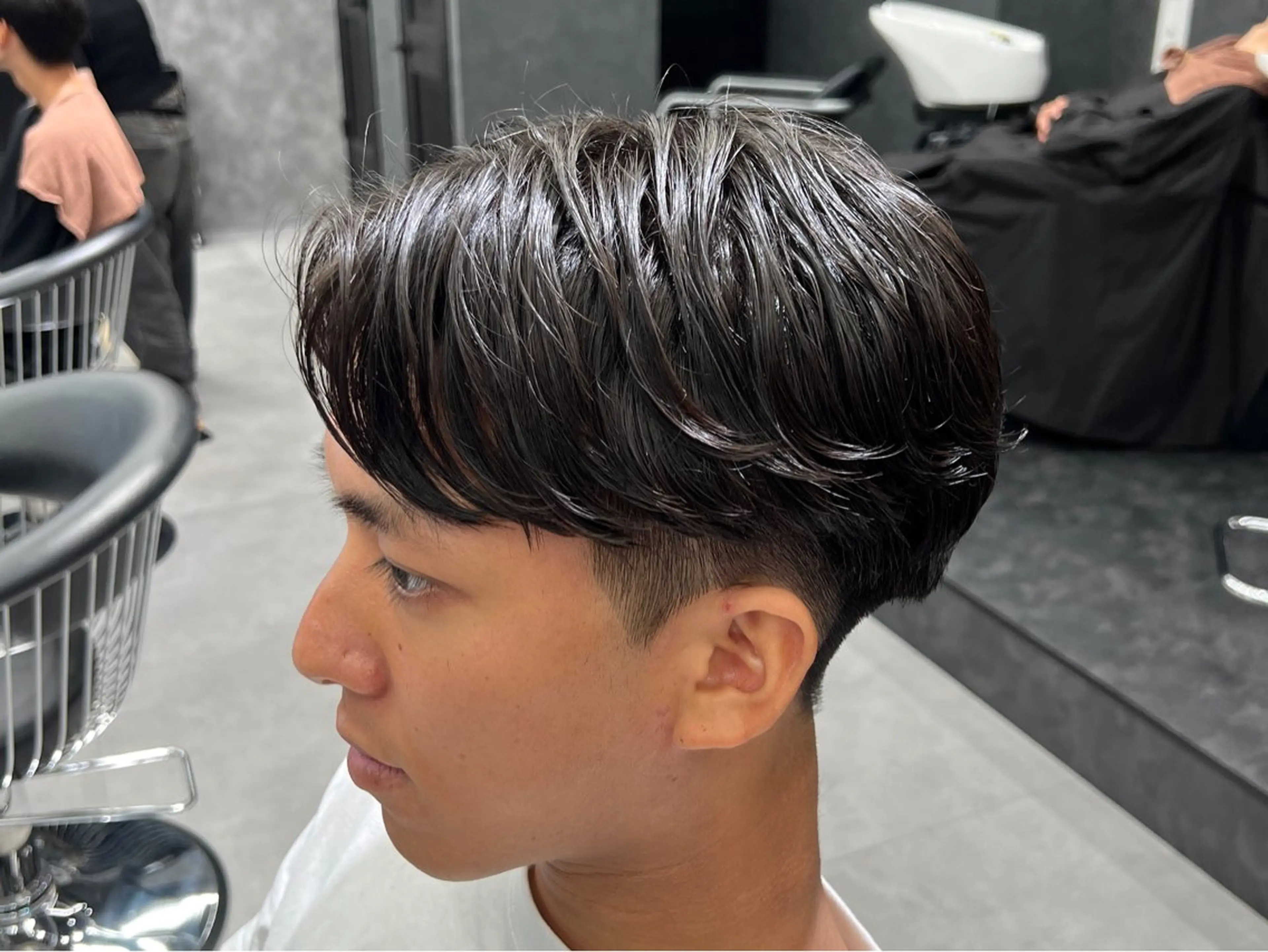 ミディアム パーマ メンズ ✨️ツイスパ波巻き特 化小杉澪生✨️のヘアスタイル