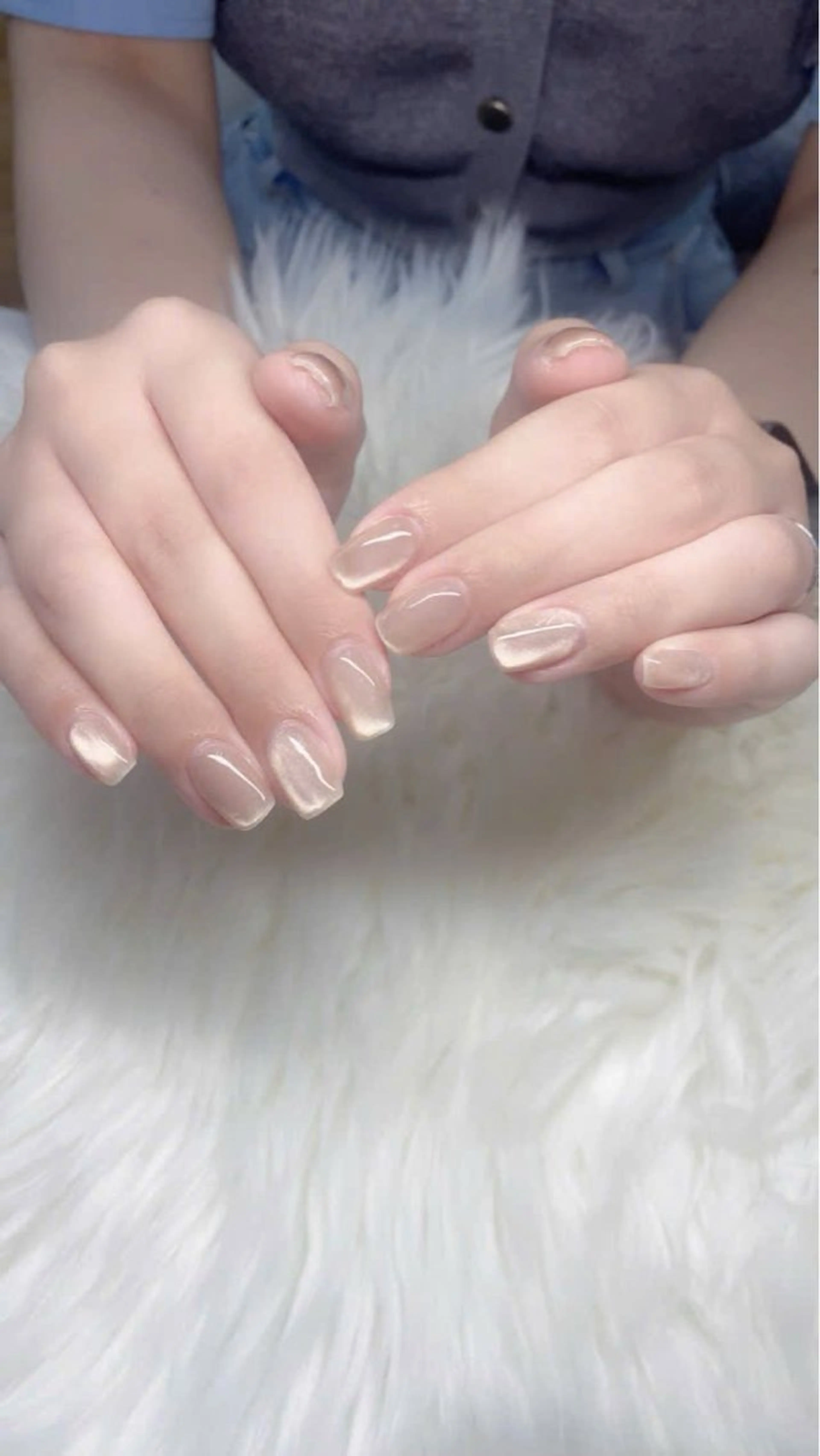 ネイル フレンチネイル グラデーション キラキラネイル 韓国ネイル マグネットネイル ハンドネイル Hara Nail 【パラジェル使用】のネイルデザイン
