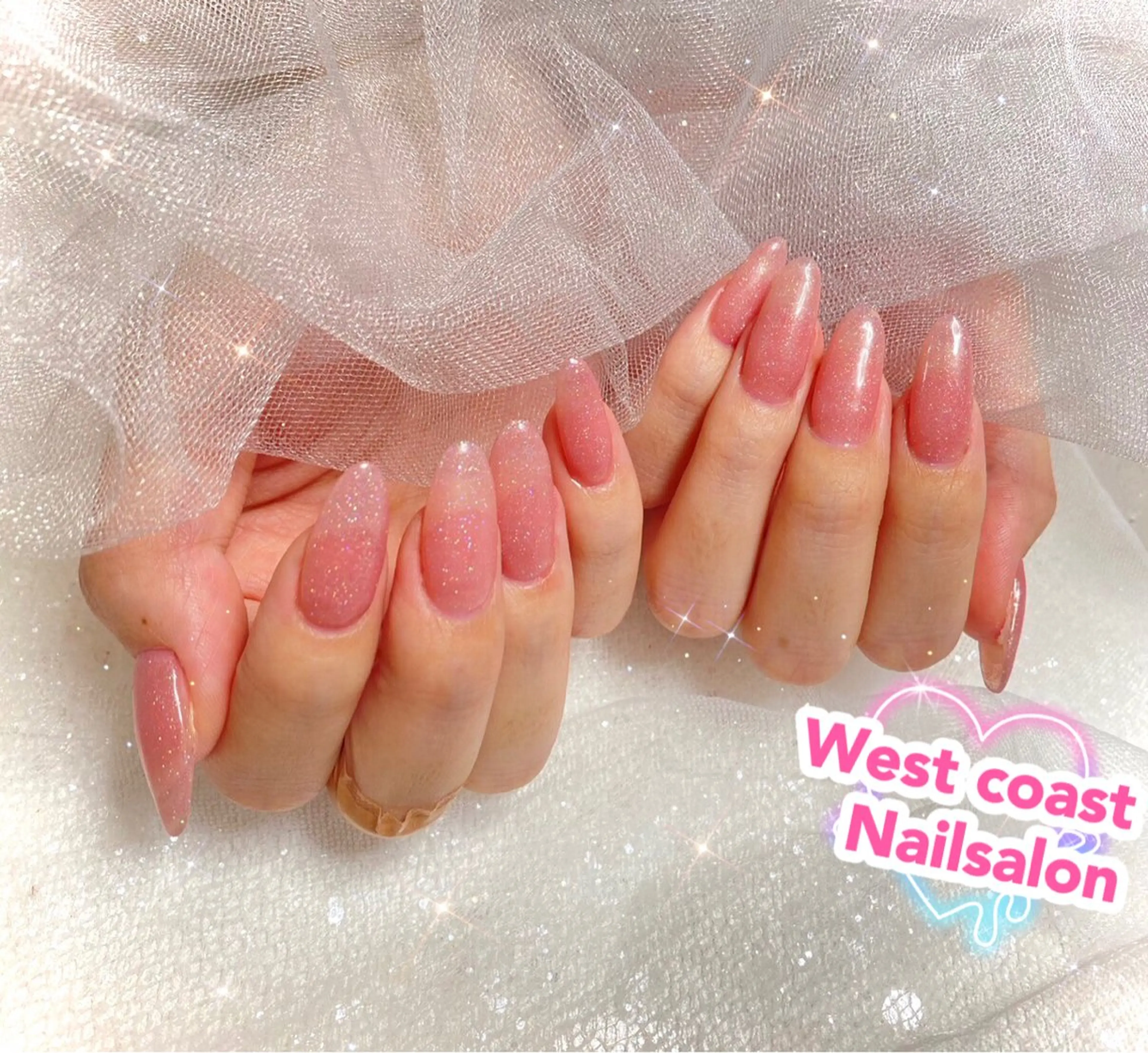 ネイル ワンカラーネイル リボン、ガーリー パーツ放題専門店のネイルデザイン