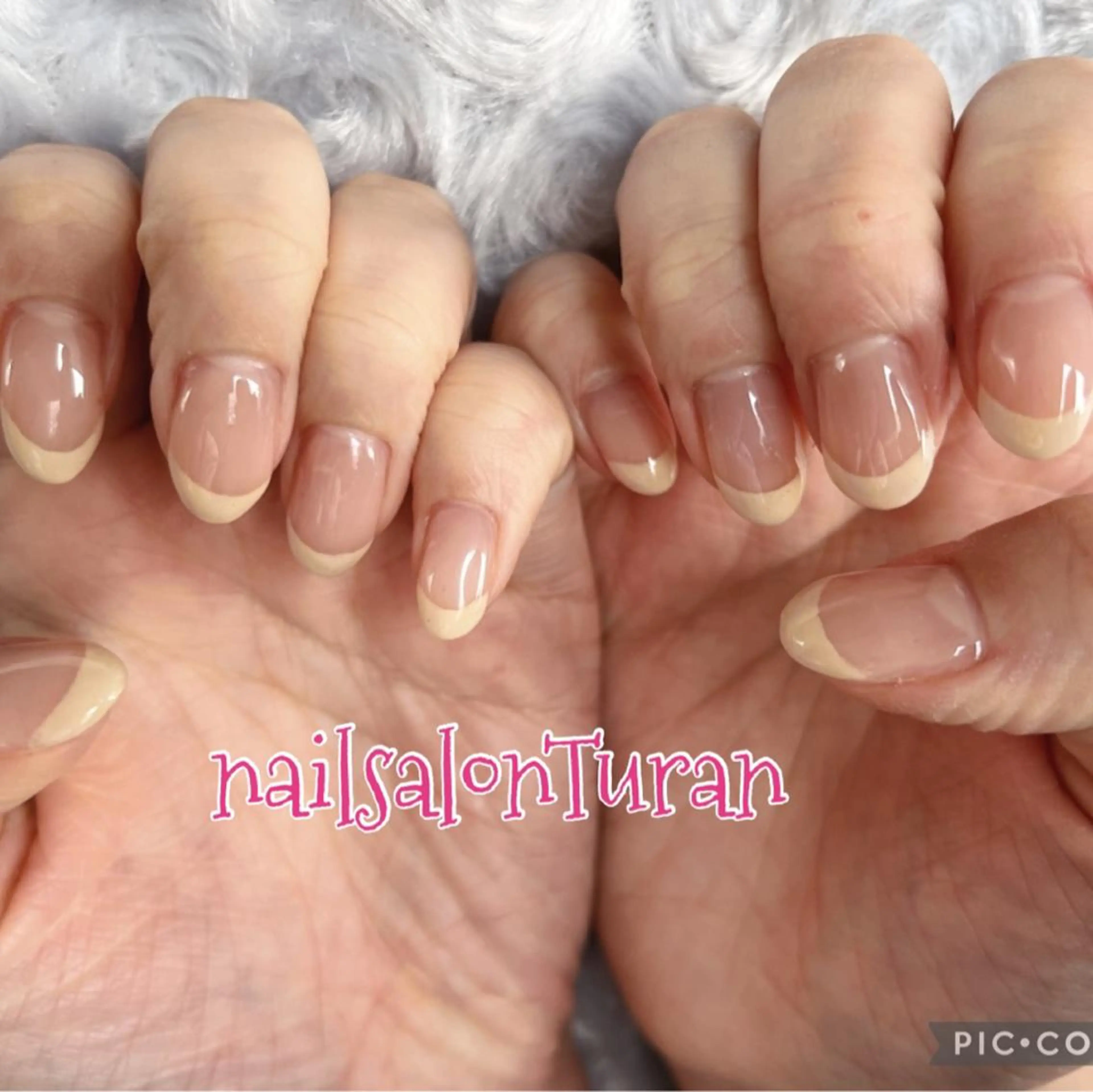 ネイル フレンチネイル ジェルネイル パラジェル 上村 未来のネイルデザイン