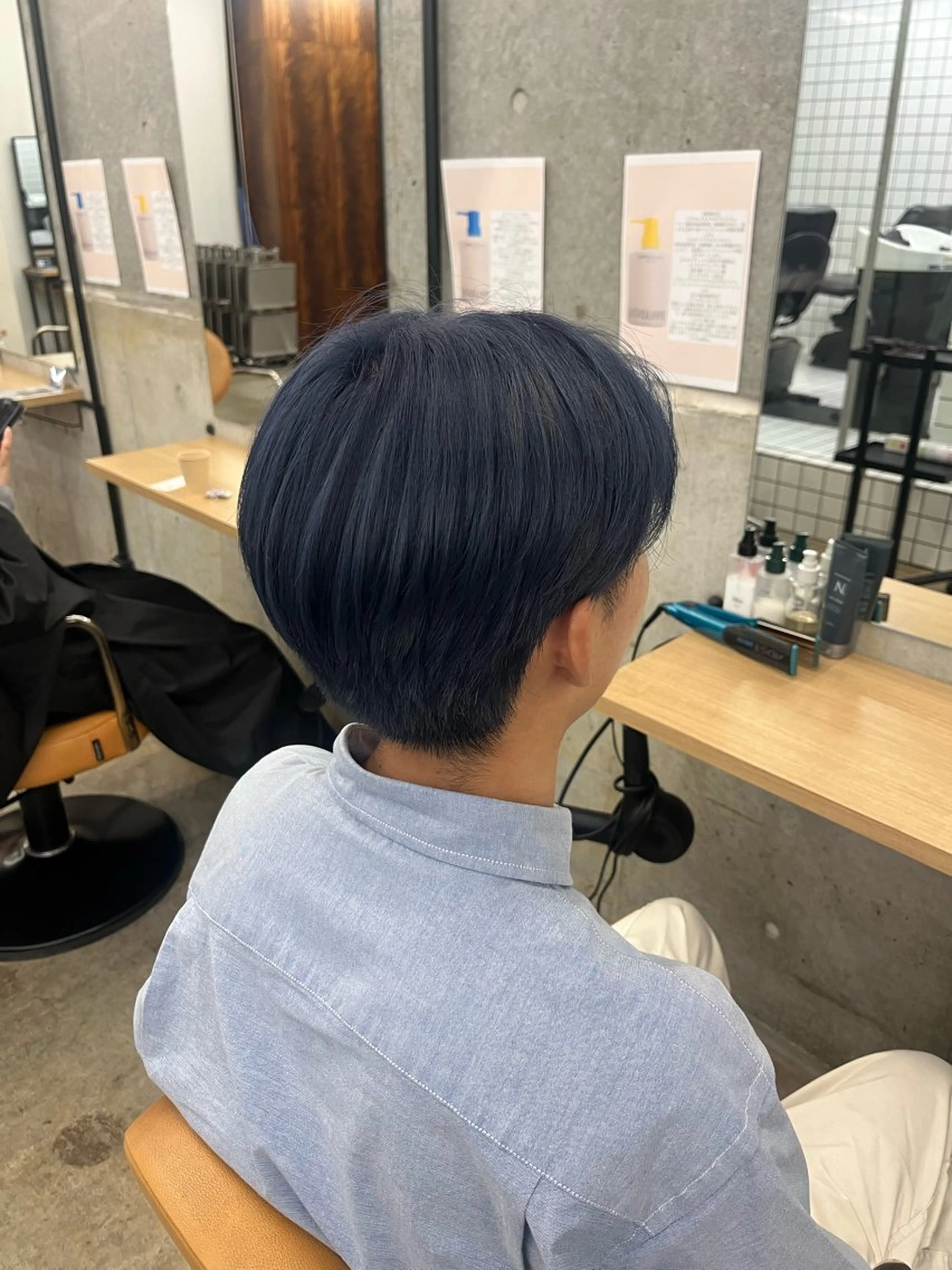 カラー メンズ ヘアカラー トリートメント ブリーチカラー×艶 🍨mihoのヘアスタイル