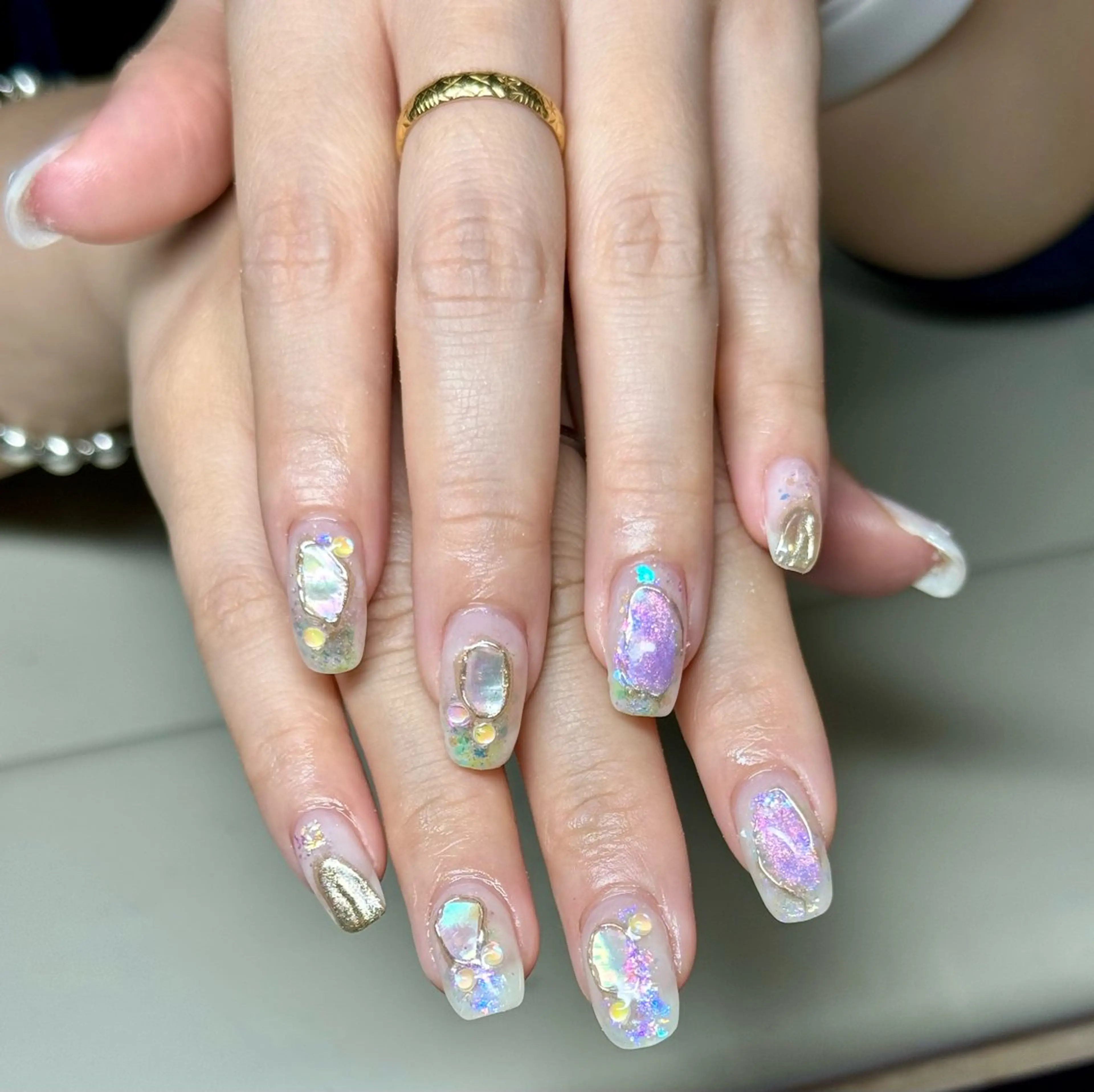 ネイル ハンドネイル AngelChris ビューティーサロンのネイルデザイン