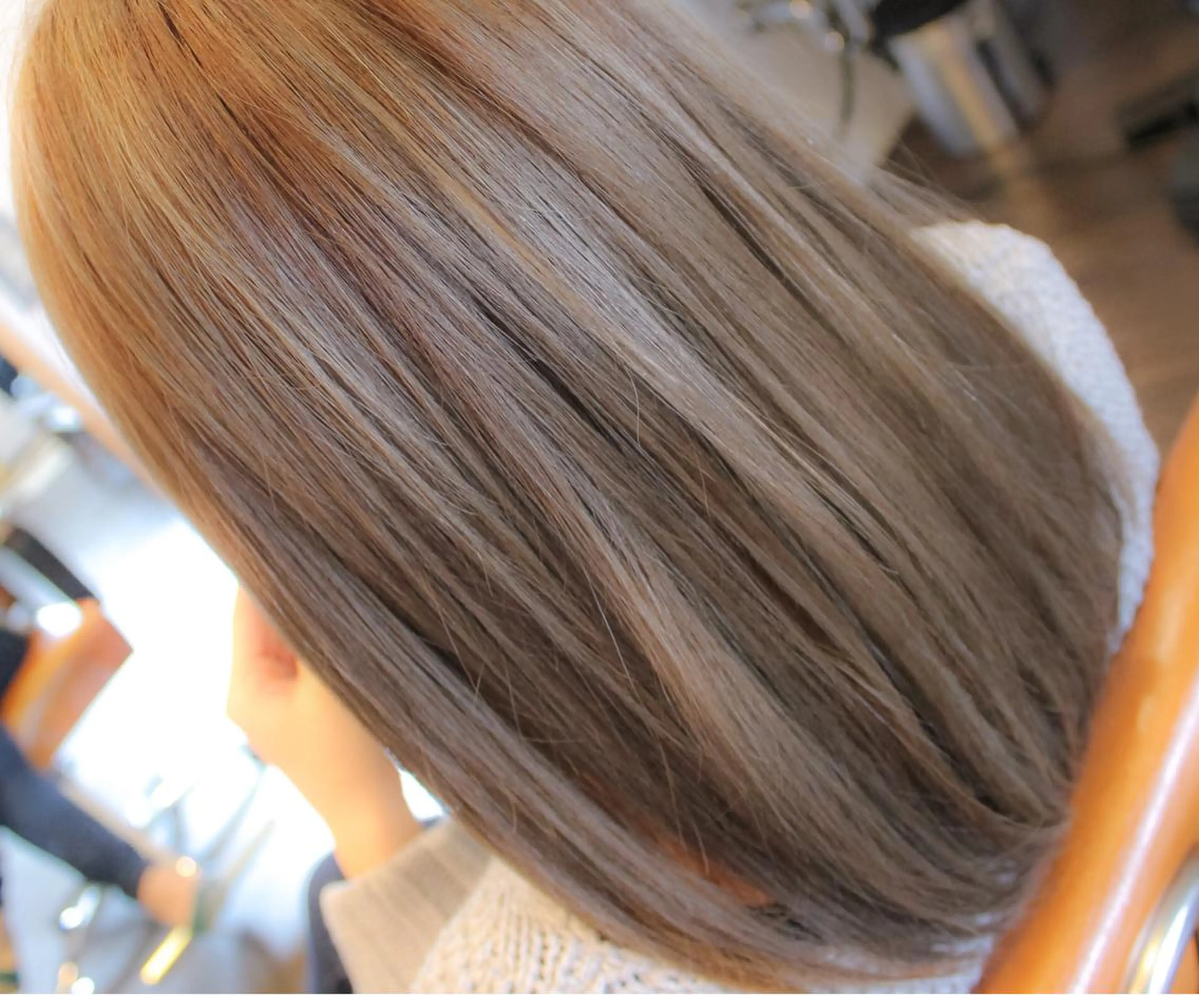 ミディアム セミロング カラー HAIRsalon BONDS所属・山本 佳裕のヘアスタイル