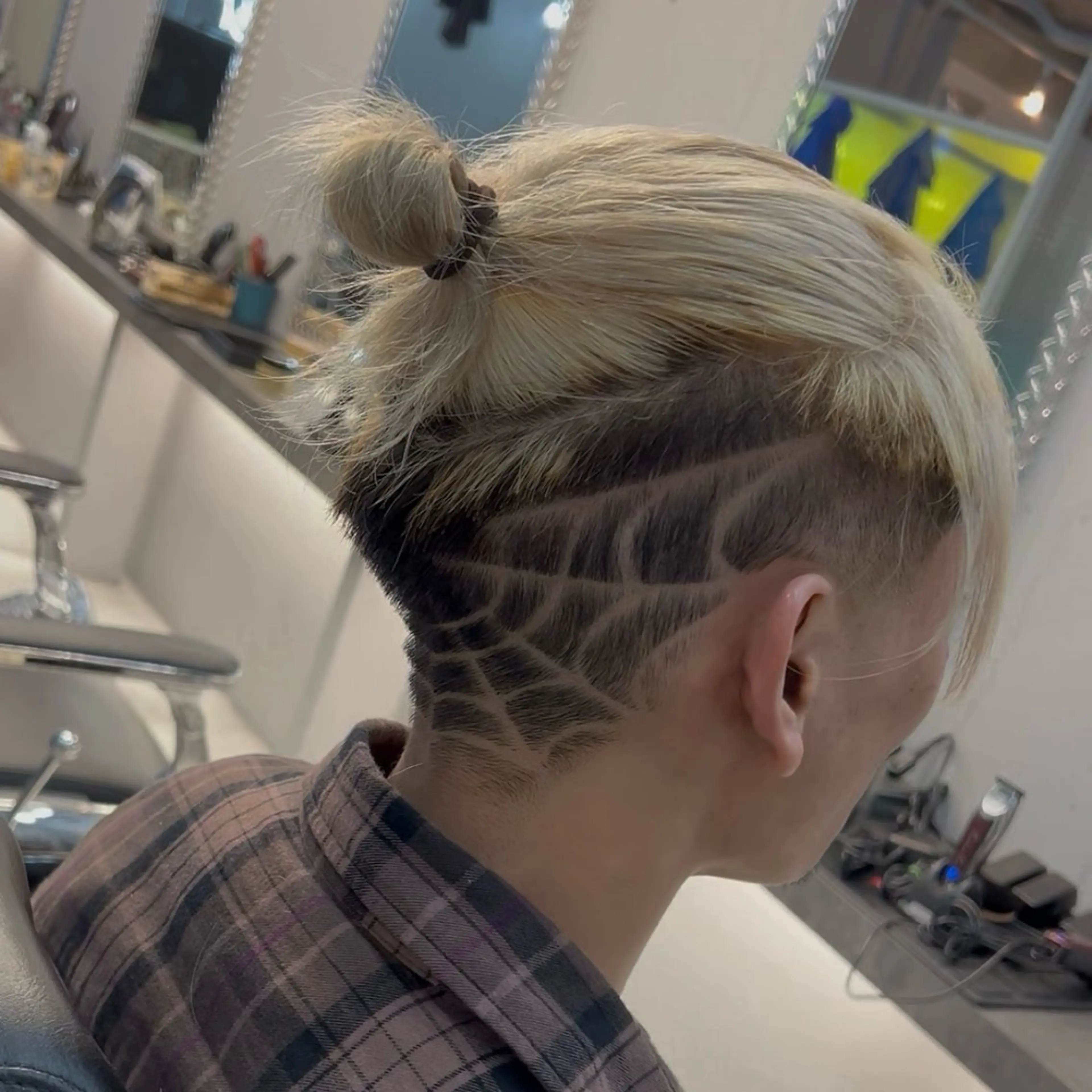 ショート メンズ メンズ特化サロン💈 朝久 岳志のヘアスタイル