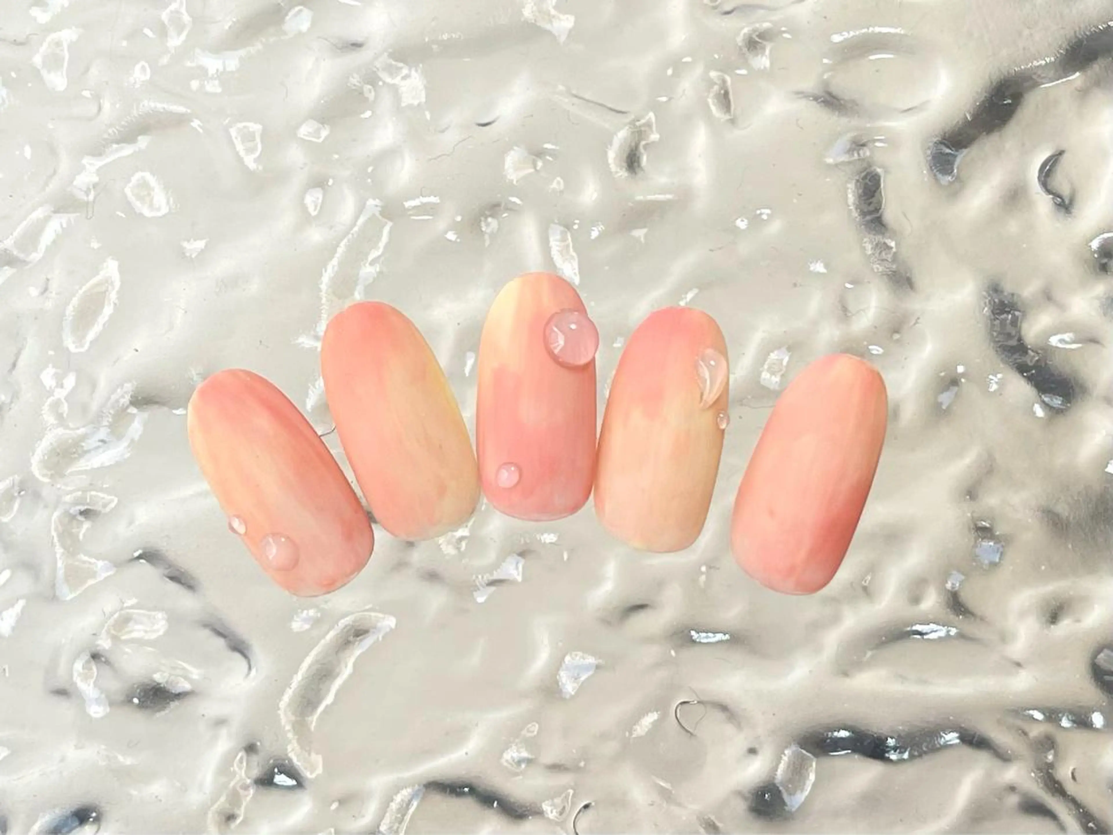 ネイル アートネイル ジェルネイル ニュアンスネイル オフィスネイル シンプルネイル ハンドネイル kinjo yuaのネイルデザイン