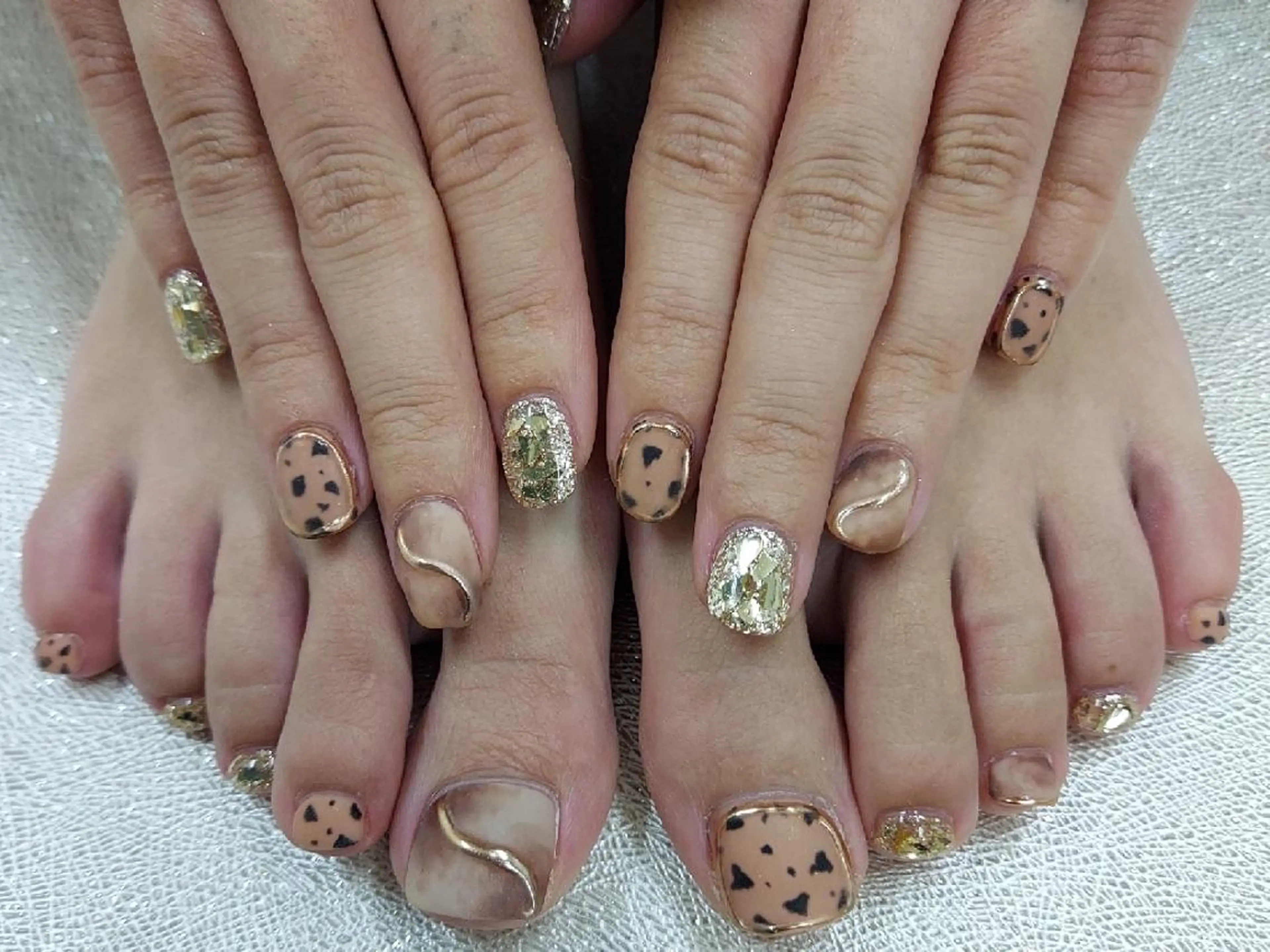 ネイル アートネイル ジェルネイル 持ち込み ニュアンスネイル ワンカラーネイル 河野ちえ (雑誌掲載サロン)のネイルデザイン