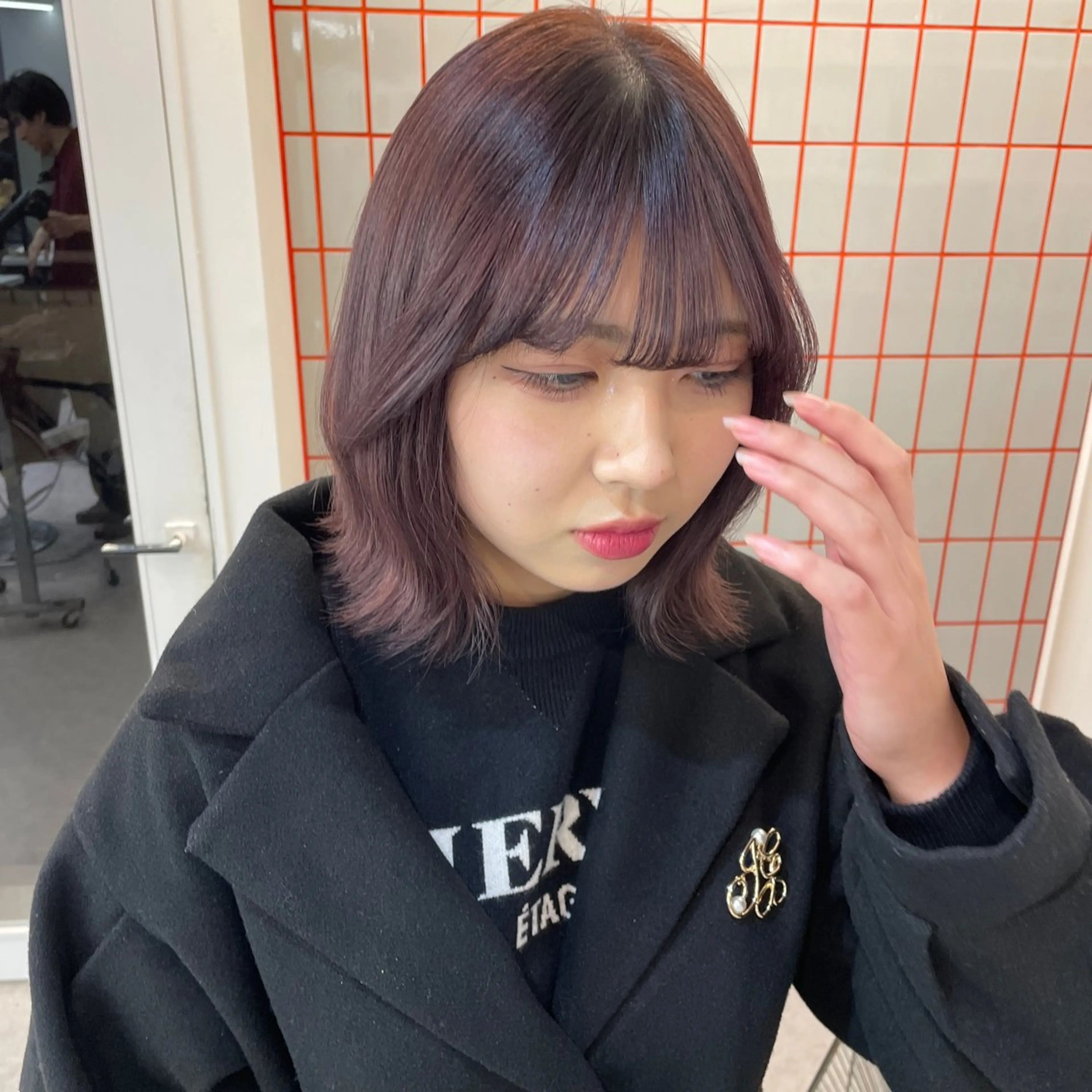 ミディアム カラー ブラウンカラー カシス ピンクカラー ピンクブラウン ヘアカラー トリートメント ブリーチ/グレージュ 🎀momo🎀のヘアスタイル